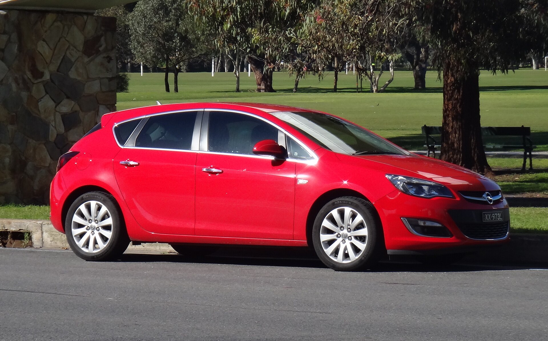 2012-2013 Opel Astra (AS) Sport 5-door hatchback in Australia