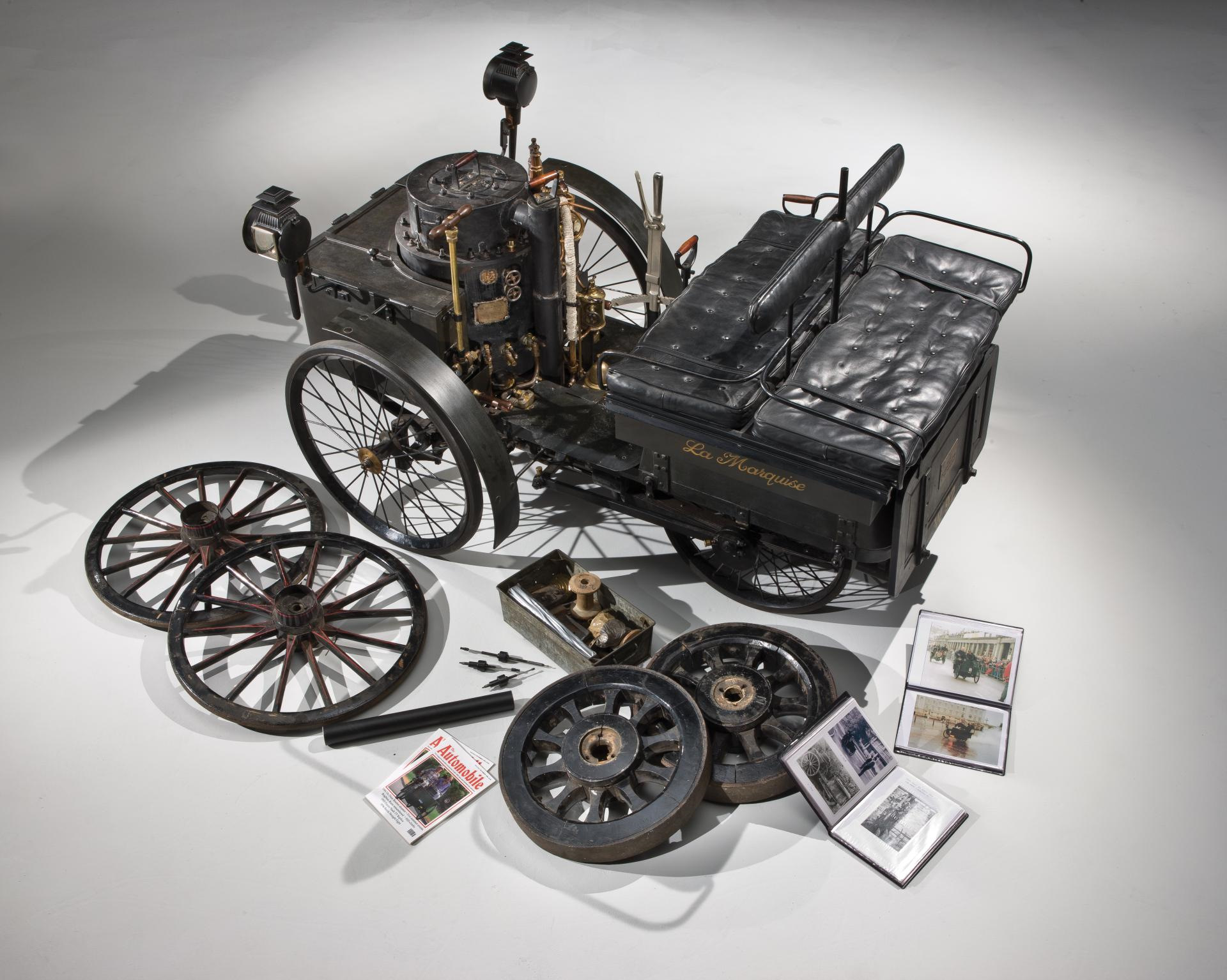 1884 De Dion Bouton et Trepardoux Dos-a-Dos steam vehicle
