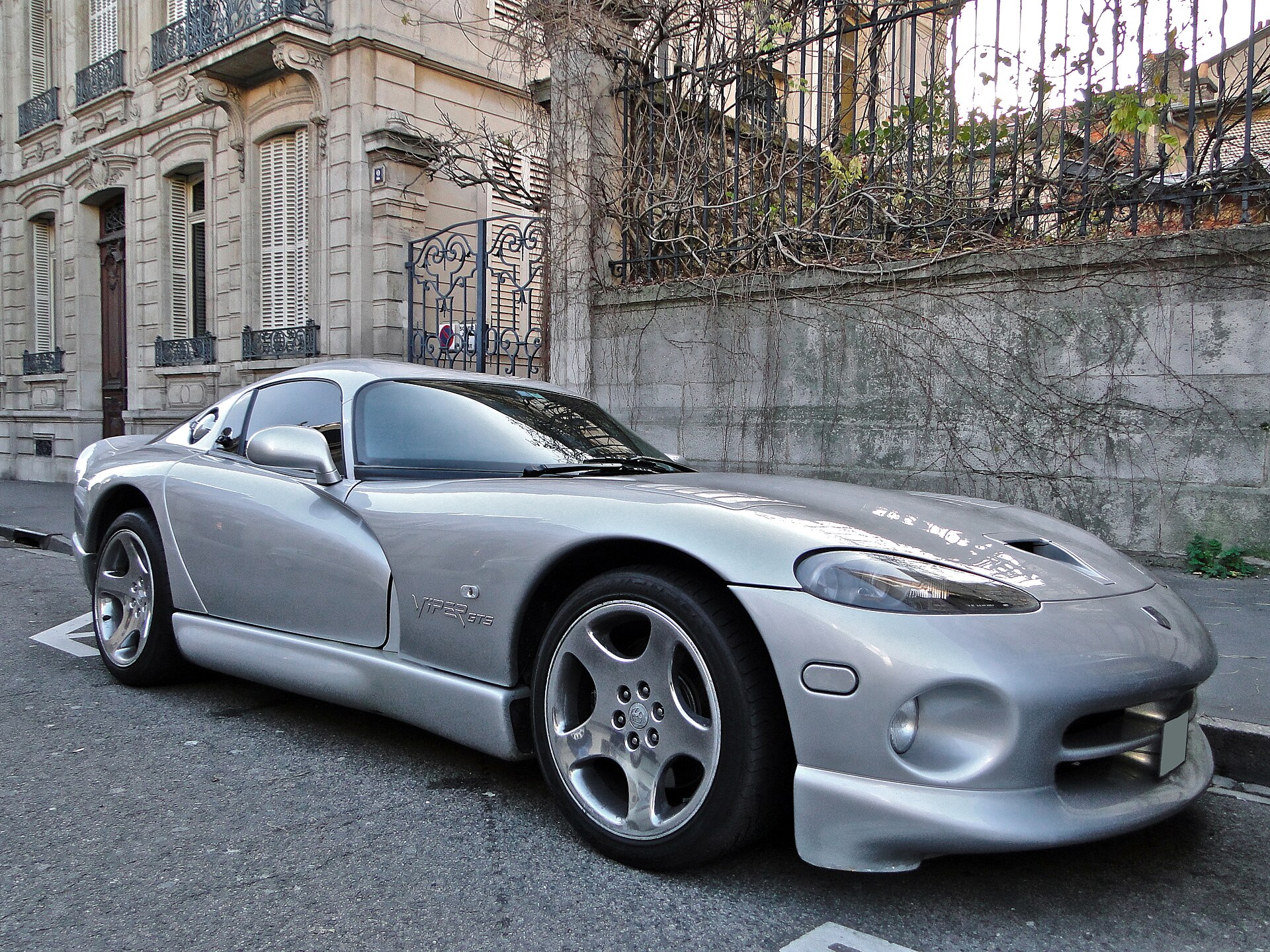 Dodge Viper GTS (SR II), as seen in the filename and image.