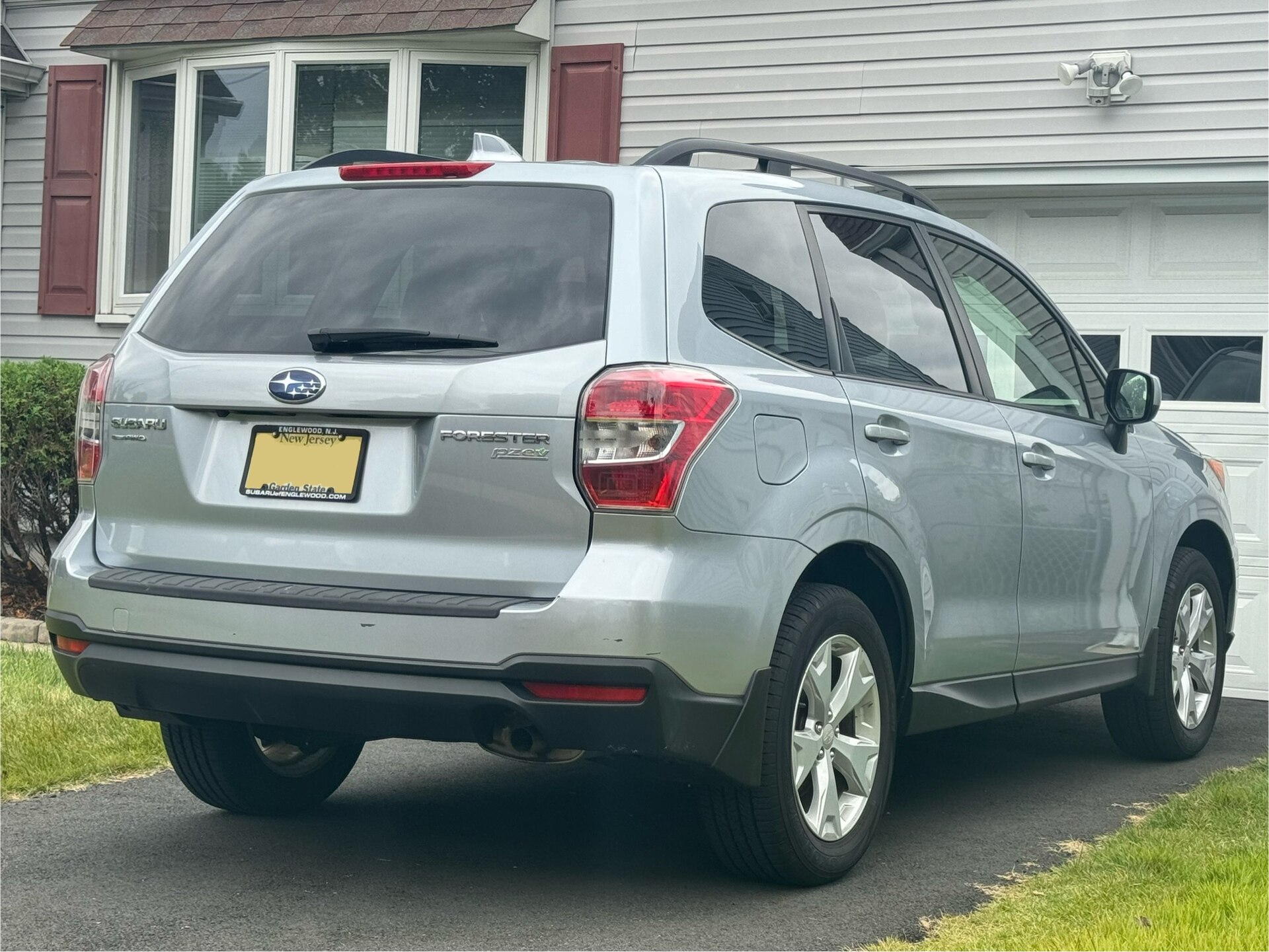 2016 Subaru Forester Premium