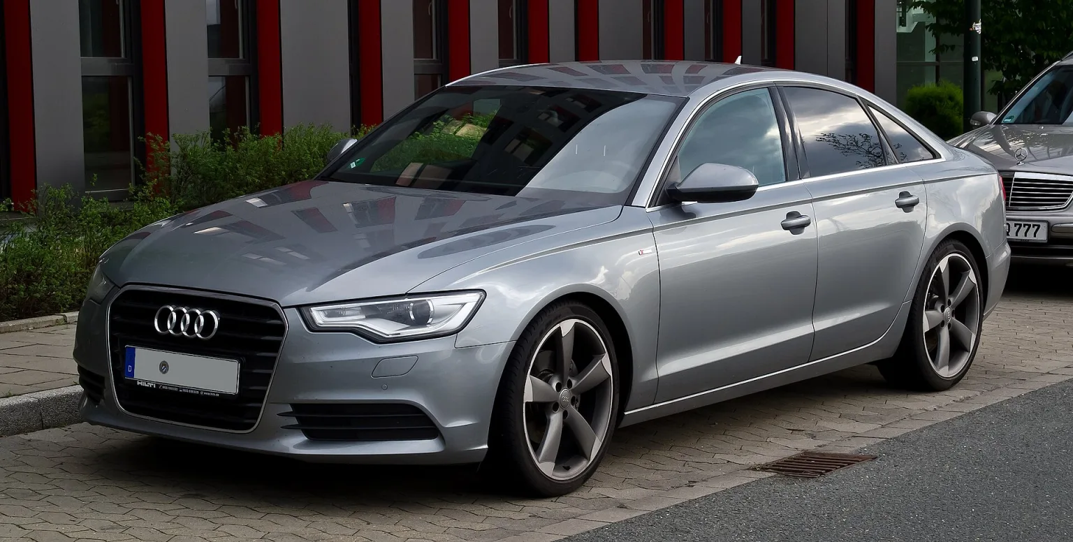Audi A6 S-line (C7) photographed in Düsseldorf, 2012