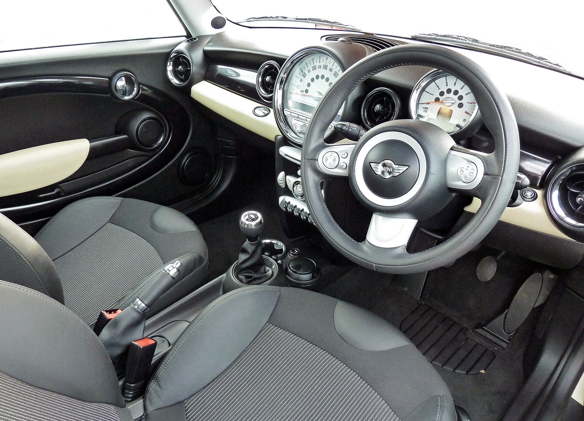 2009 Mini Hatch (R56) Cooper Chilli hatchback