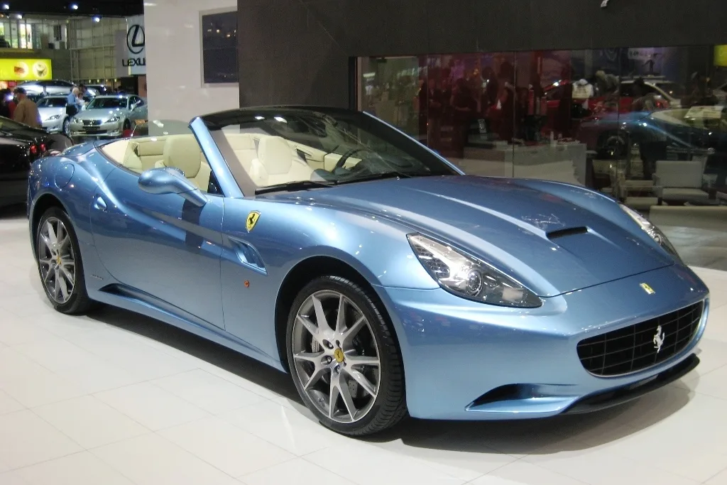 Ferrari California (2008) front view