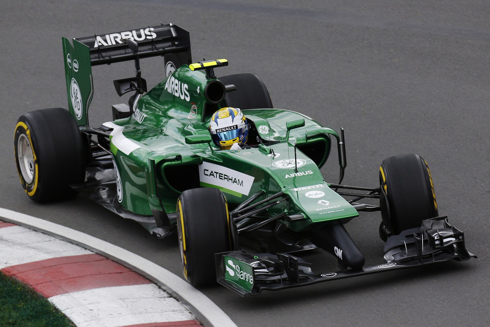 Marcus Ericsson driving the Caterham CT05 in 2014.