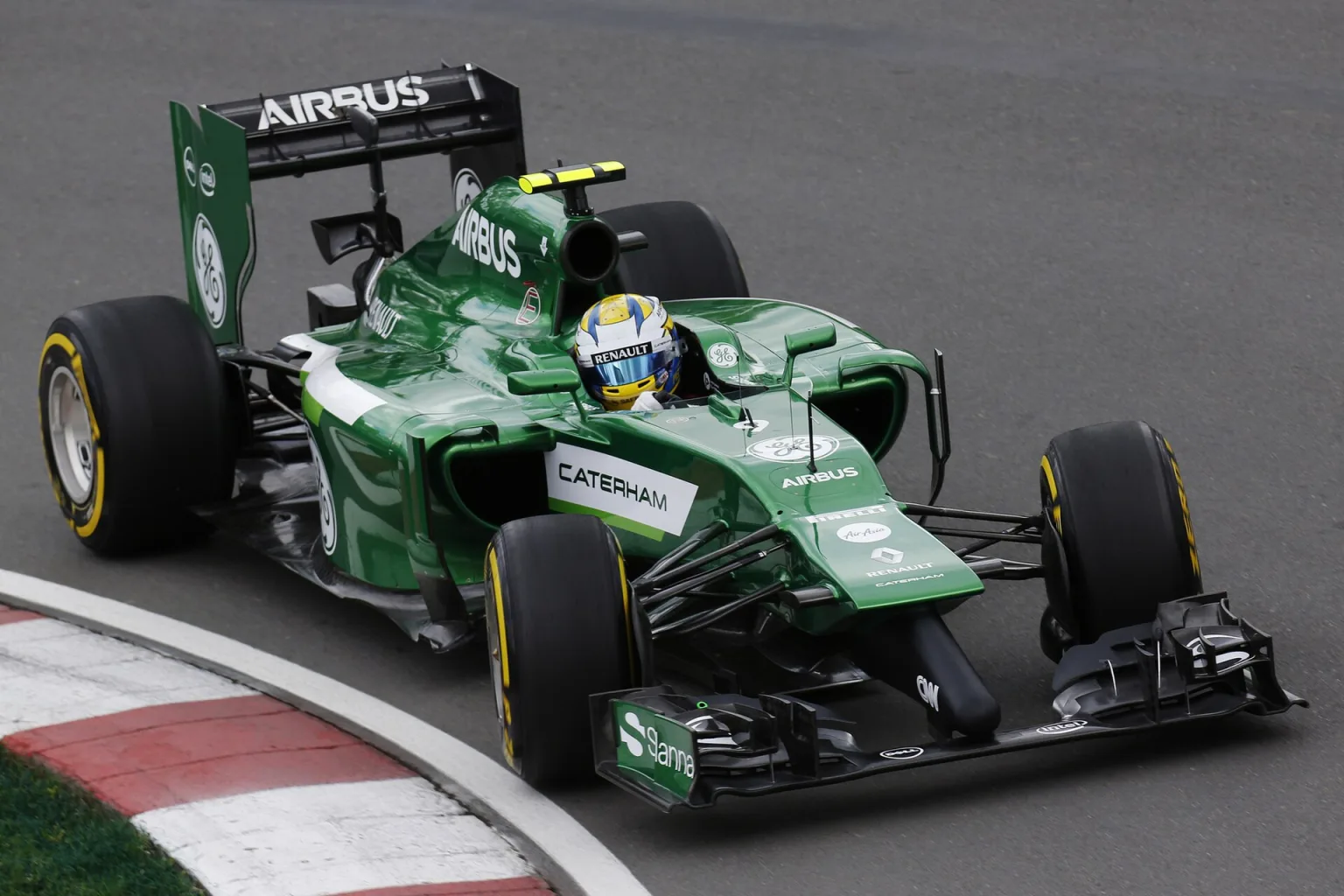 Marcus Ericsson driving the Caterham CT05 in 2014.