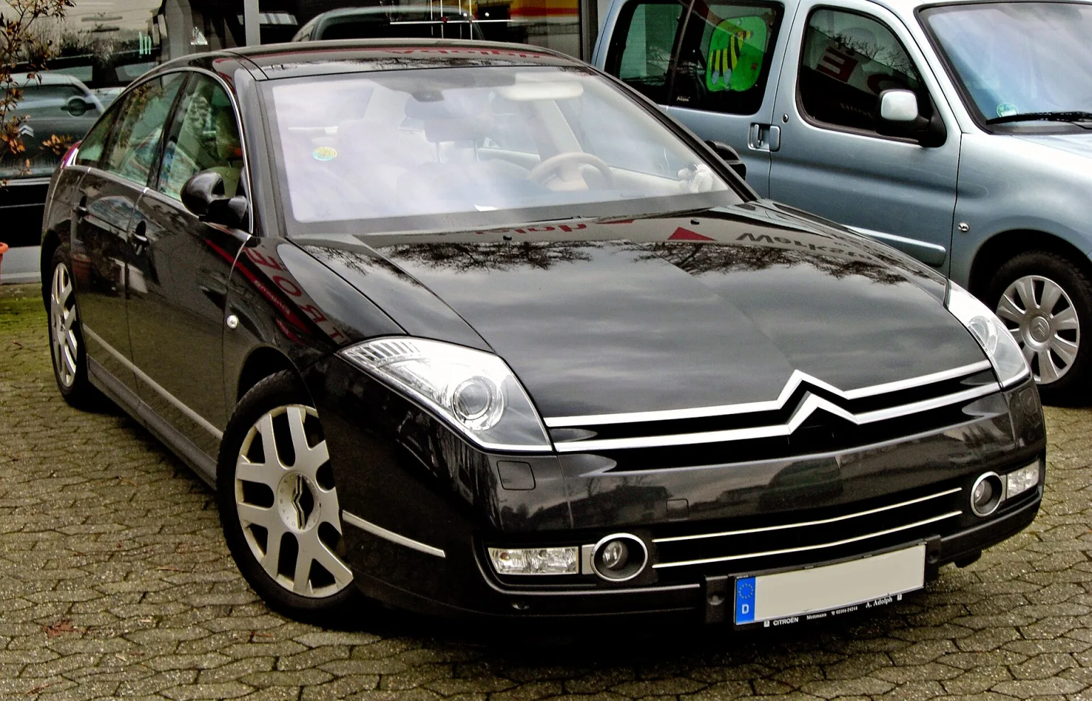 Citroën C6 (first generation) front view