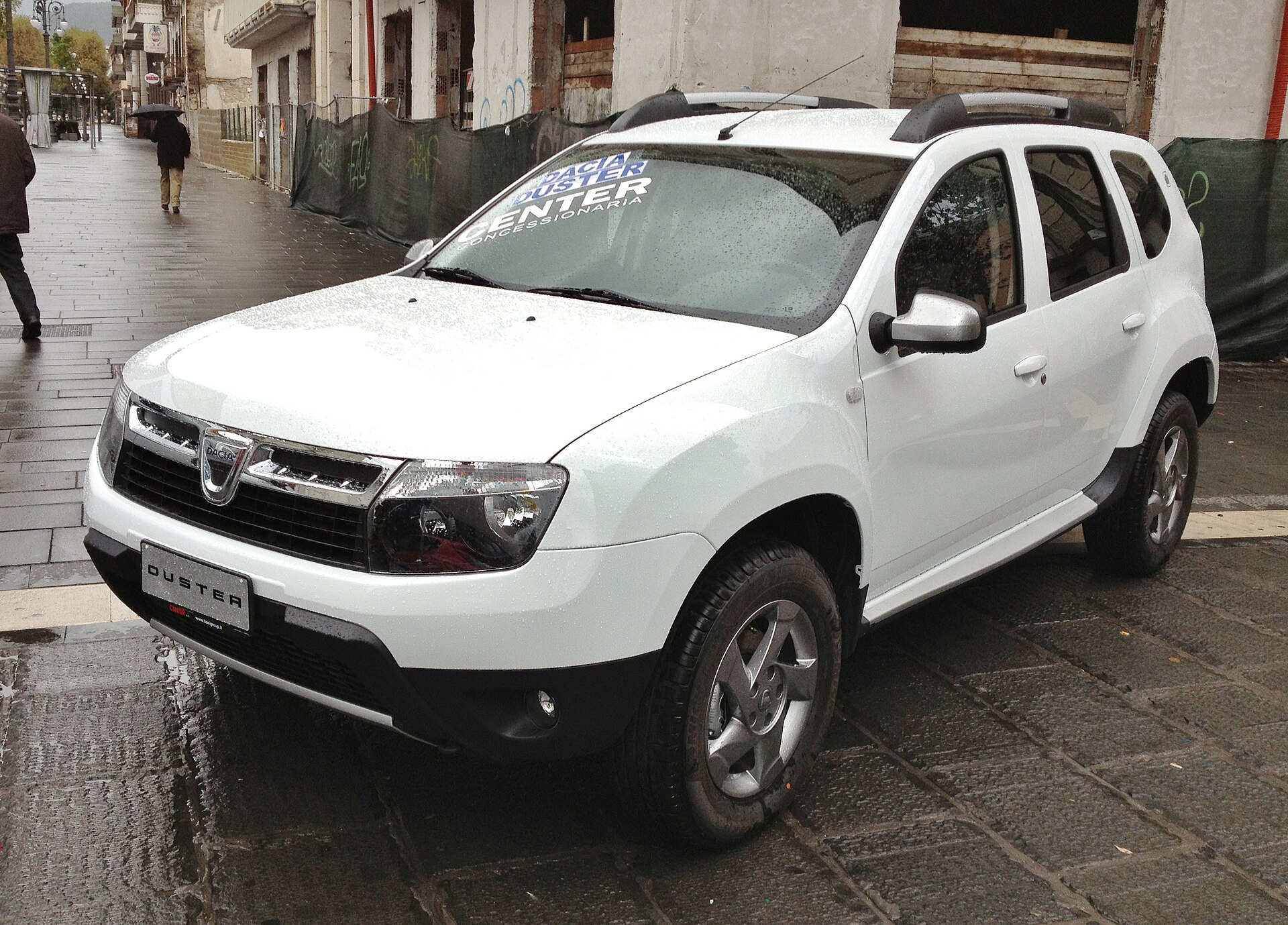 2012 Dacia Duster 1.5 dCI front view