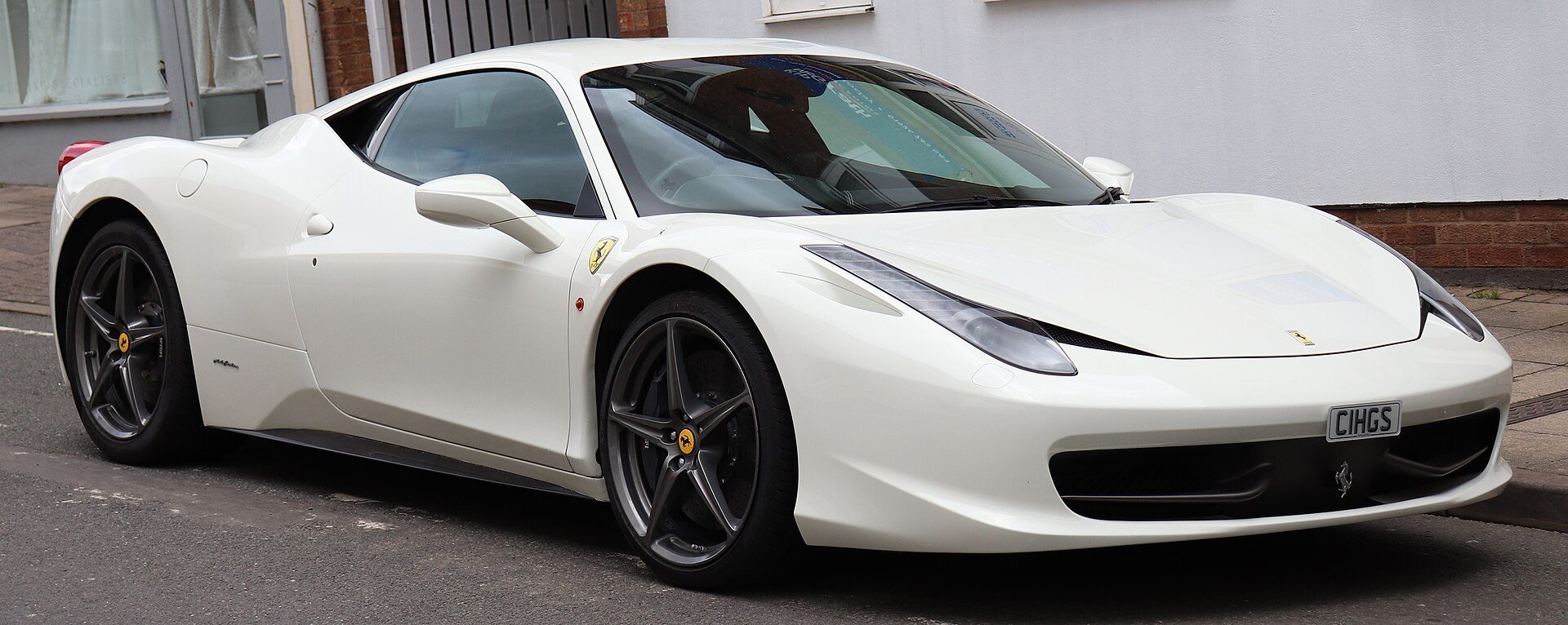 2011 Ferrari 458 Italia, front view