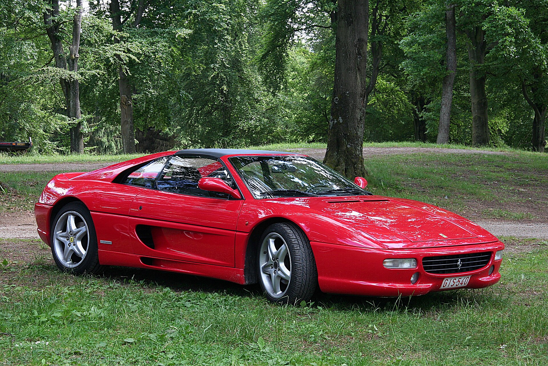 Ferrari F355 GTS photographed in 2007