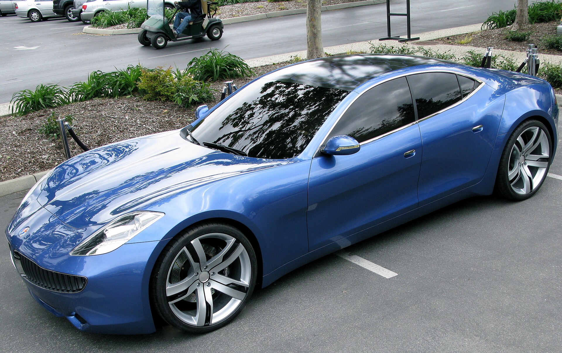 Fisker Karma luxury saloon