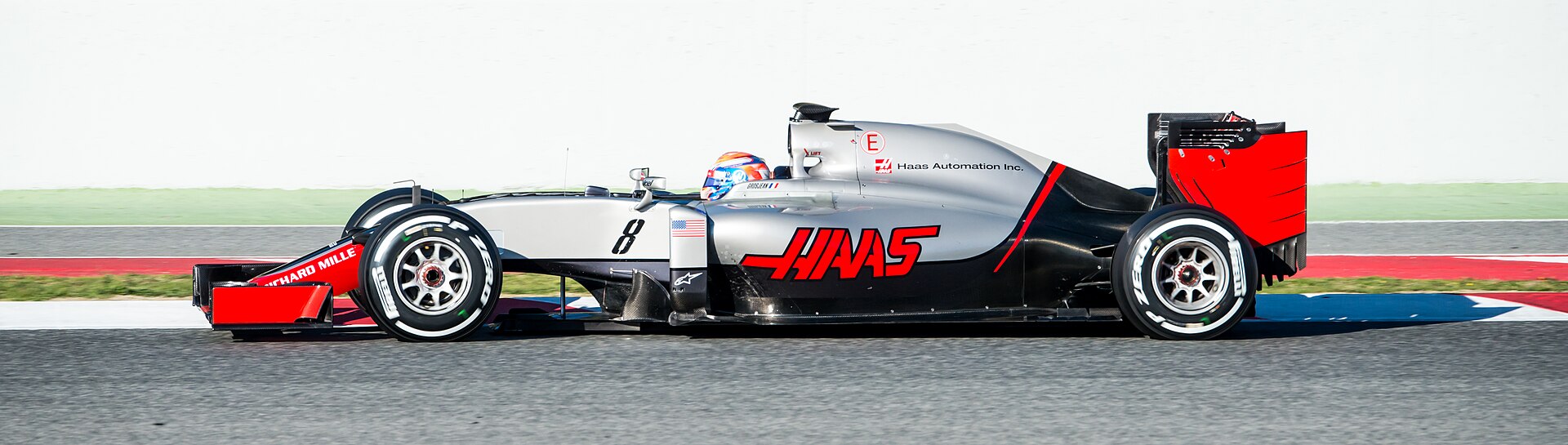 Romain Grosjean testing the Haas F1 car during 2016 pre-season in Barcelona.