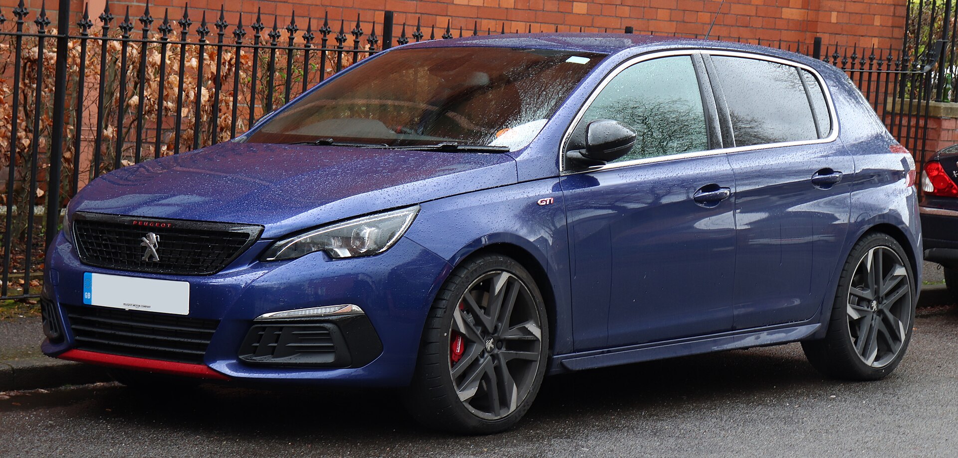 2018 Peugeot 308 GTi in profile view