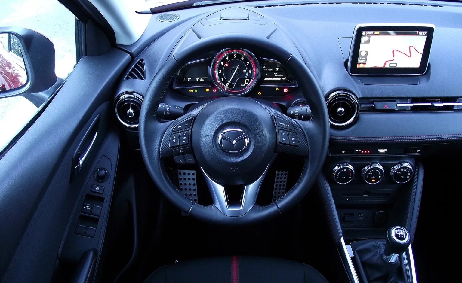 Mazda2 DJ generation interior (2015 model)