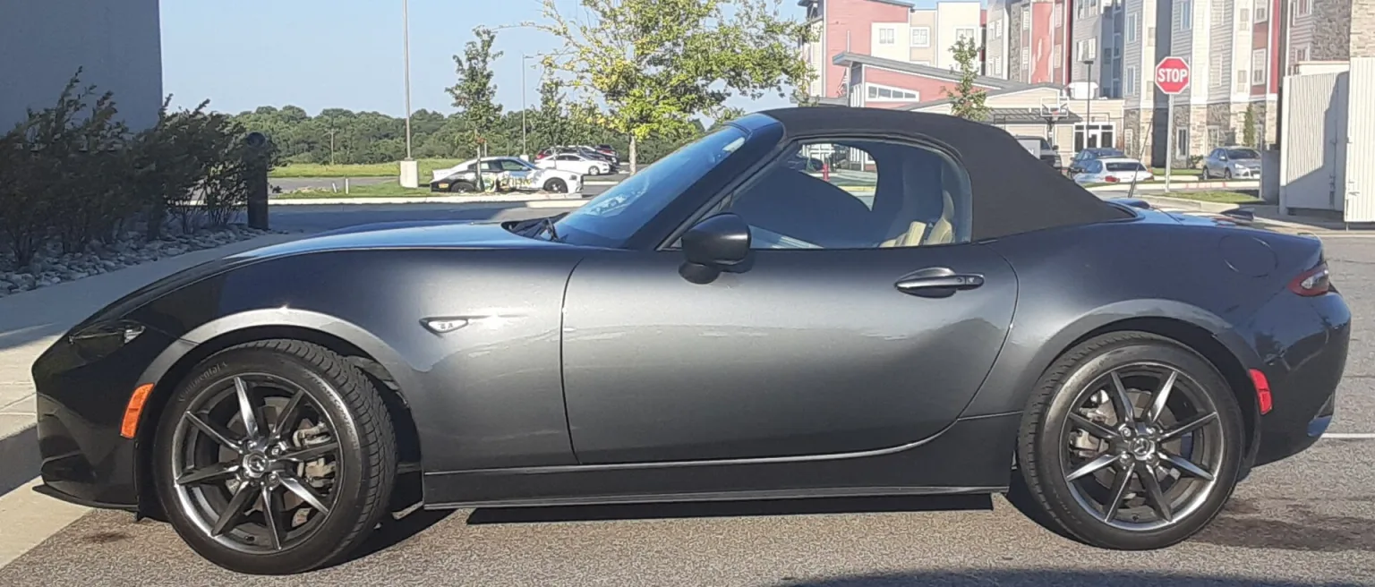 Mazda MX-5 Miata (ND) roadster