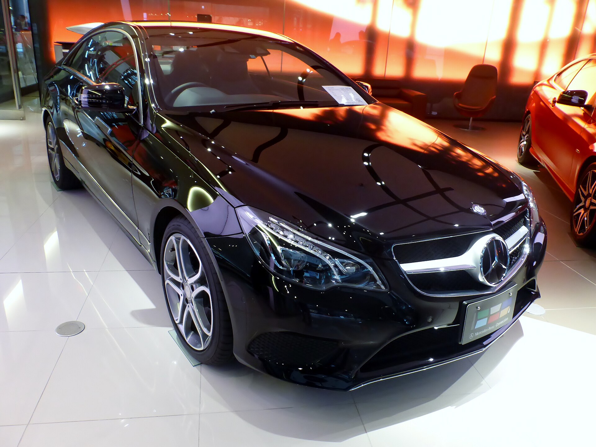 Mercedes-Benz E250 Coupé (C207) front view