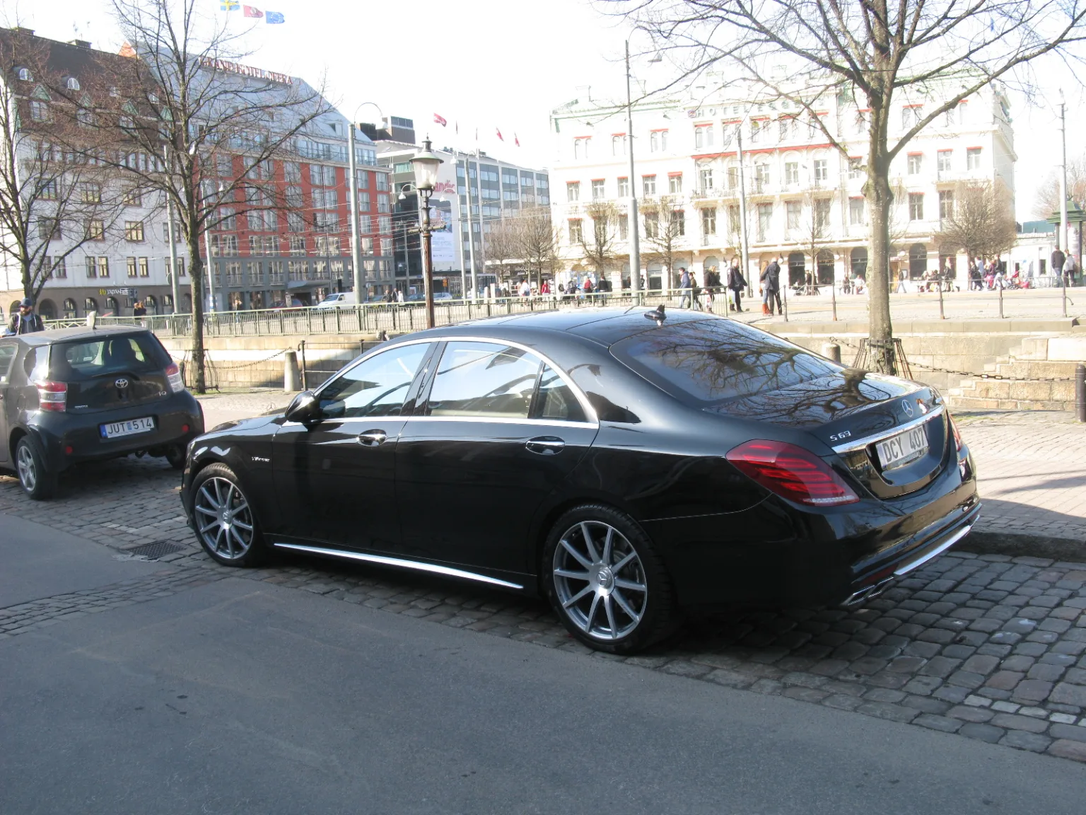 Mercedes-Benz S63 AMG (W222) in silver, front three-quarter view.