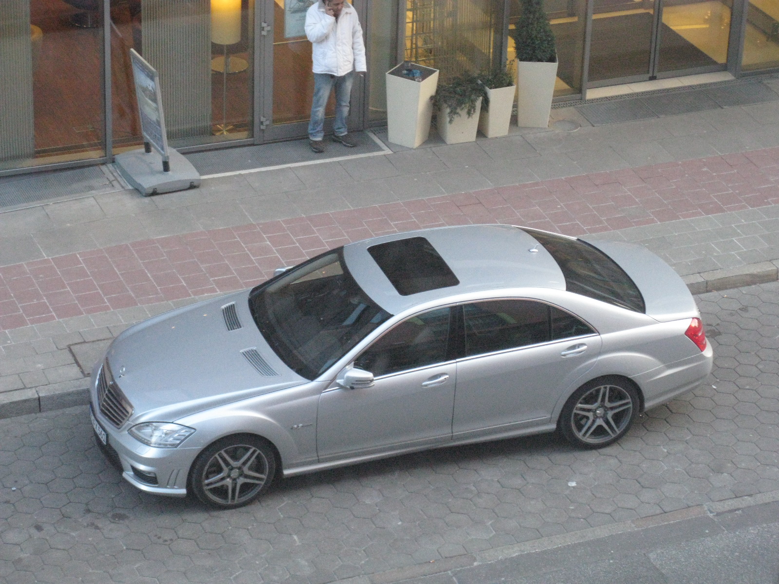 Mercedes-Benz S63 AMG W221
