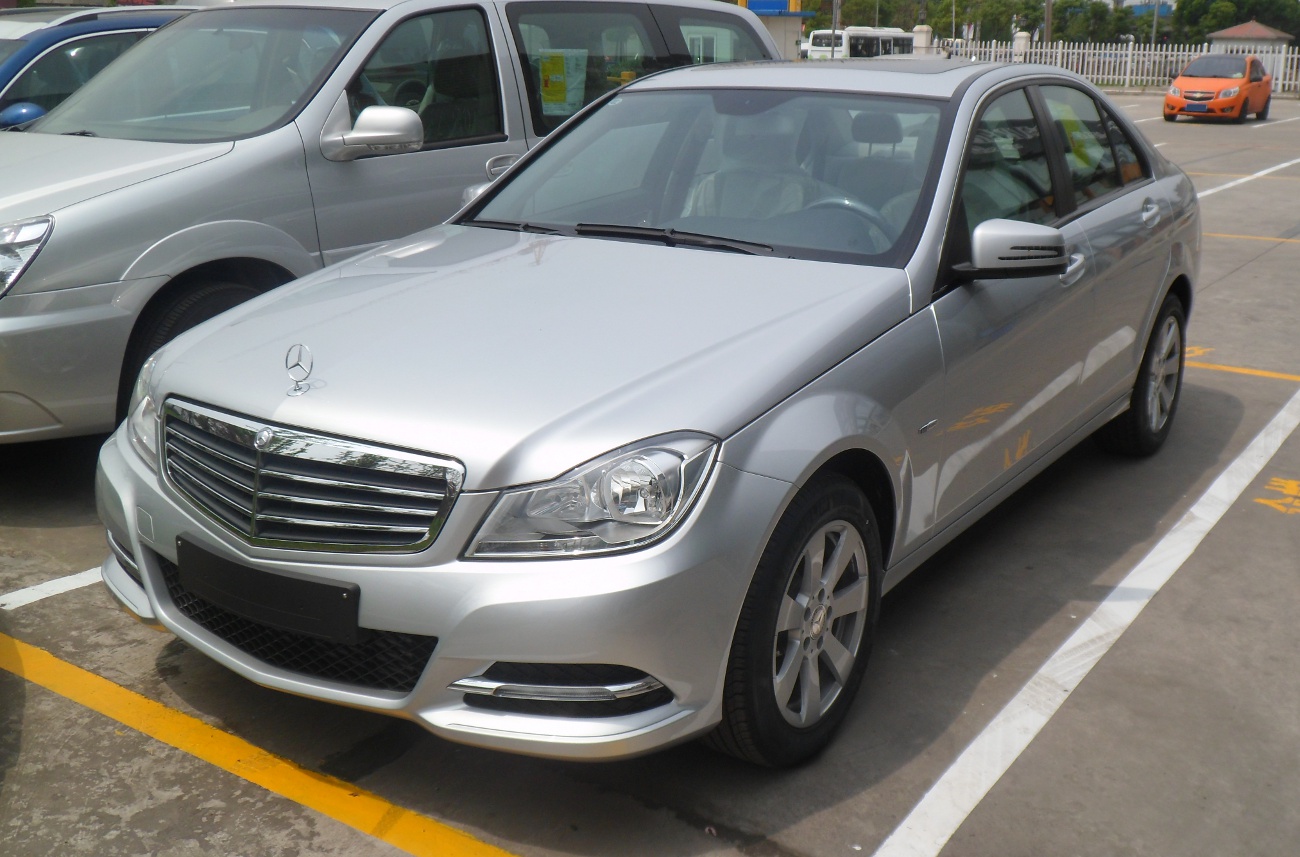 Mercedes-Benz C-Class W204 facelift (2011) in China