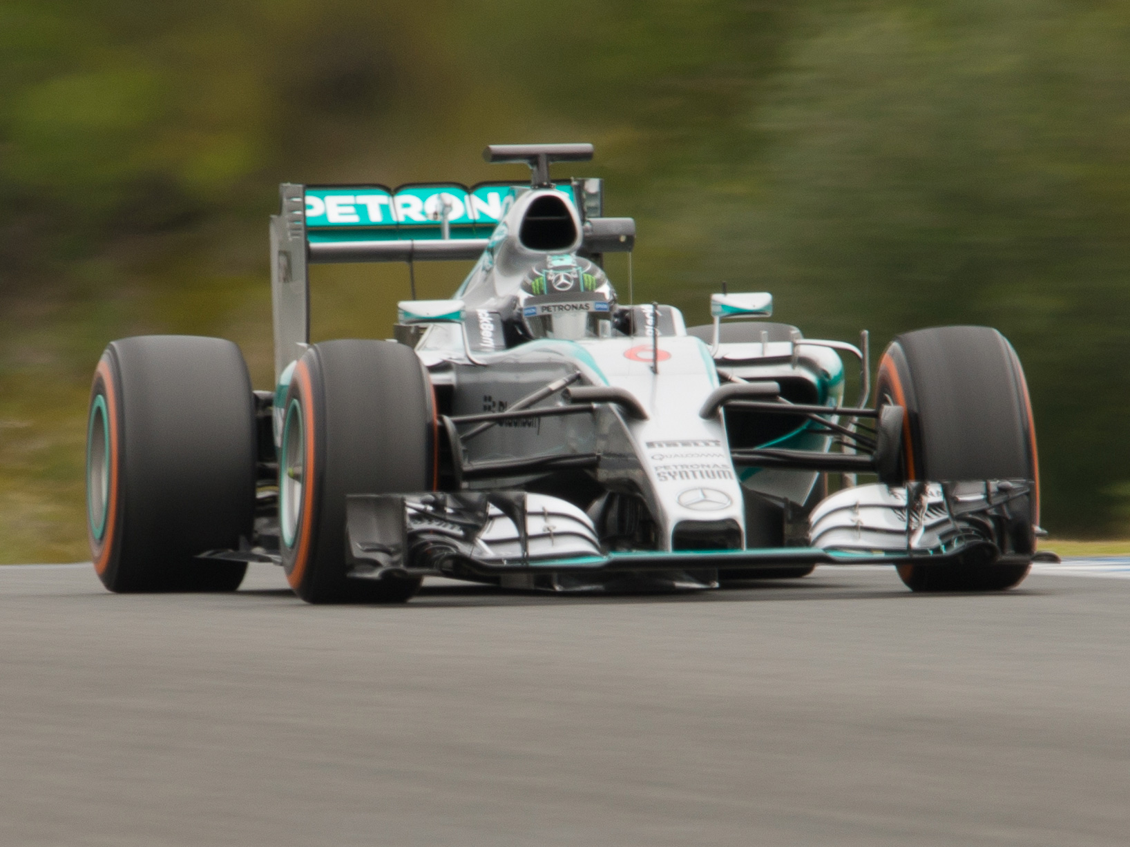 Mercedes F1 W06 Formula One car, 2015 season