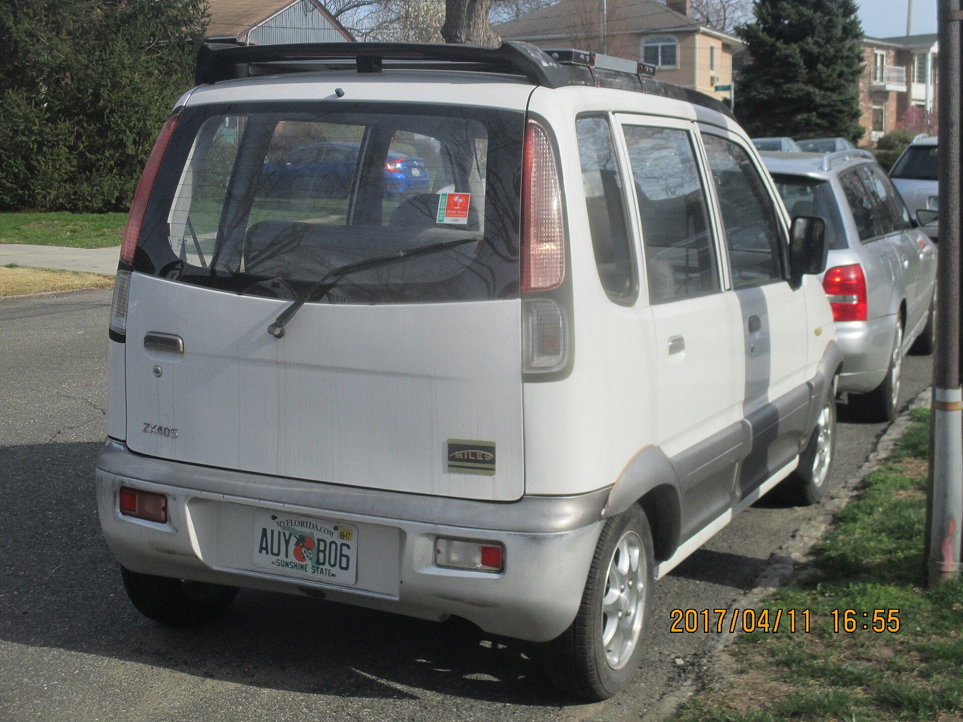 Miles ZX40S electric vehicle