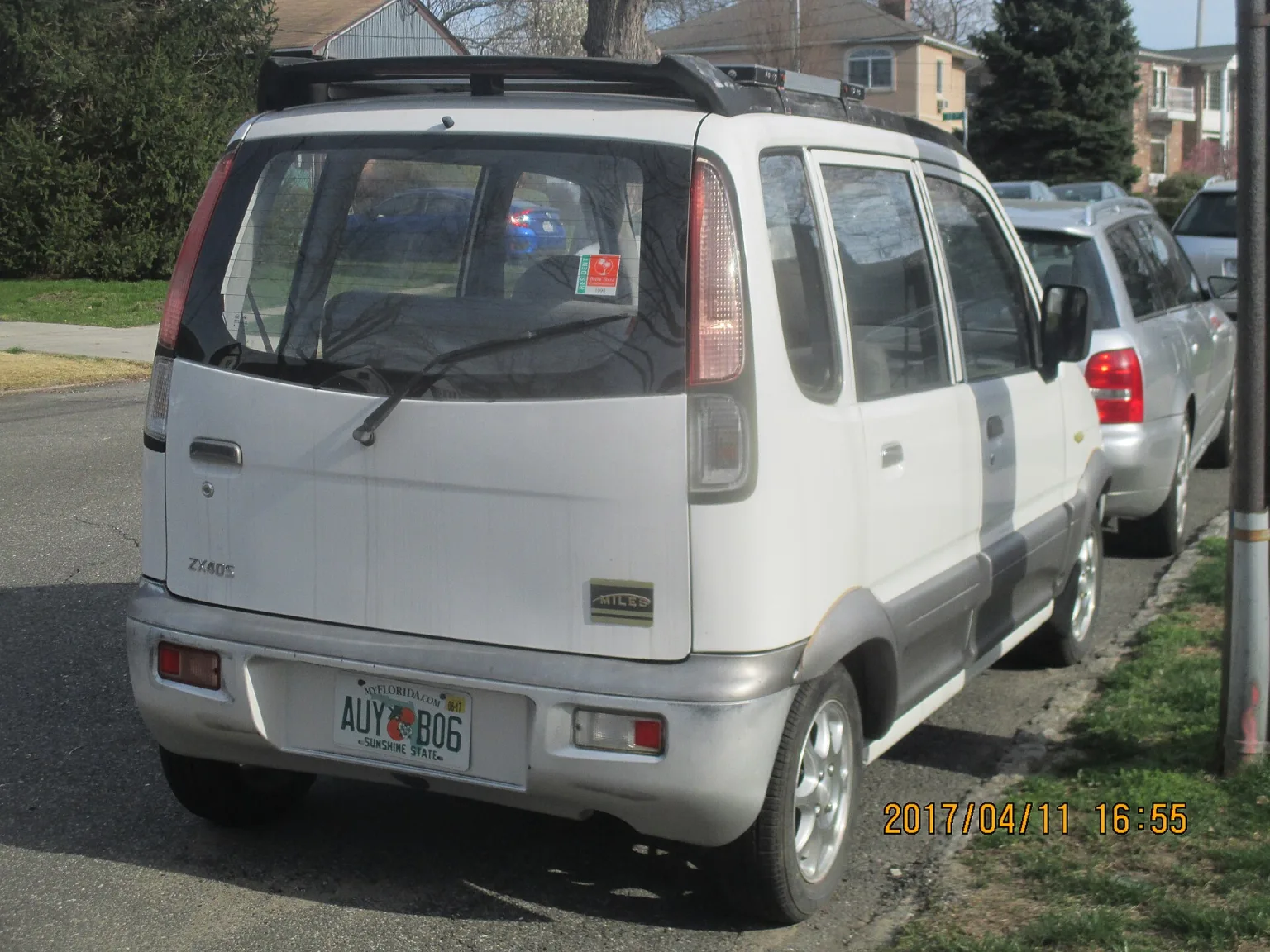 Miles ZX40S electric vehicle