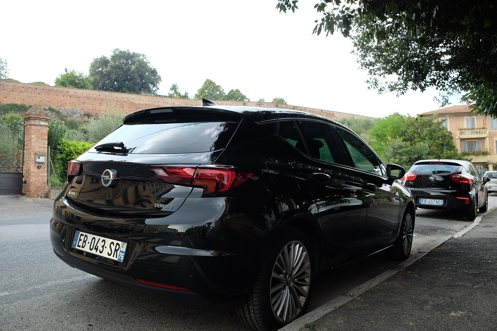 Opel Astra K in Siena, front view
