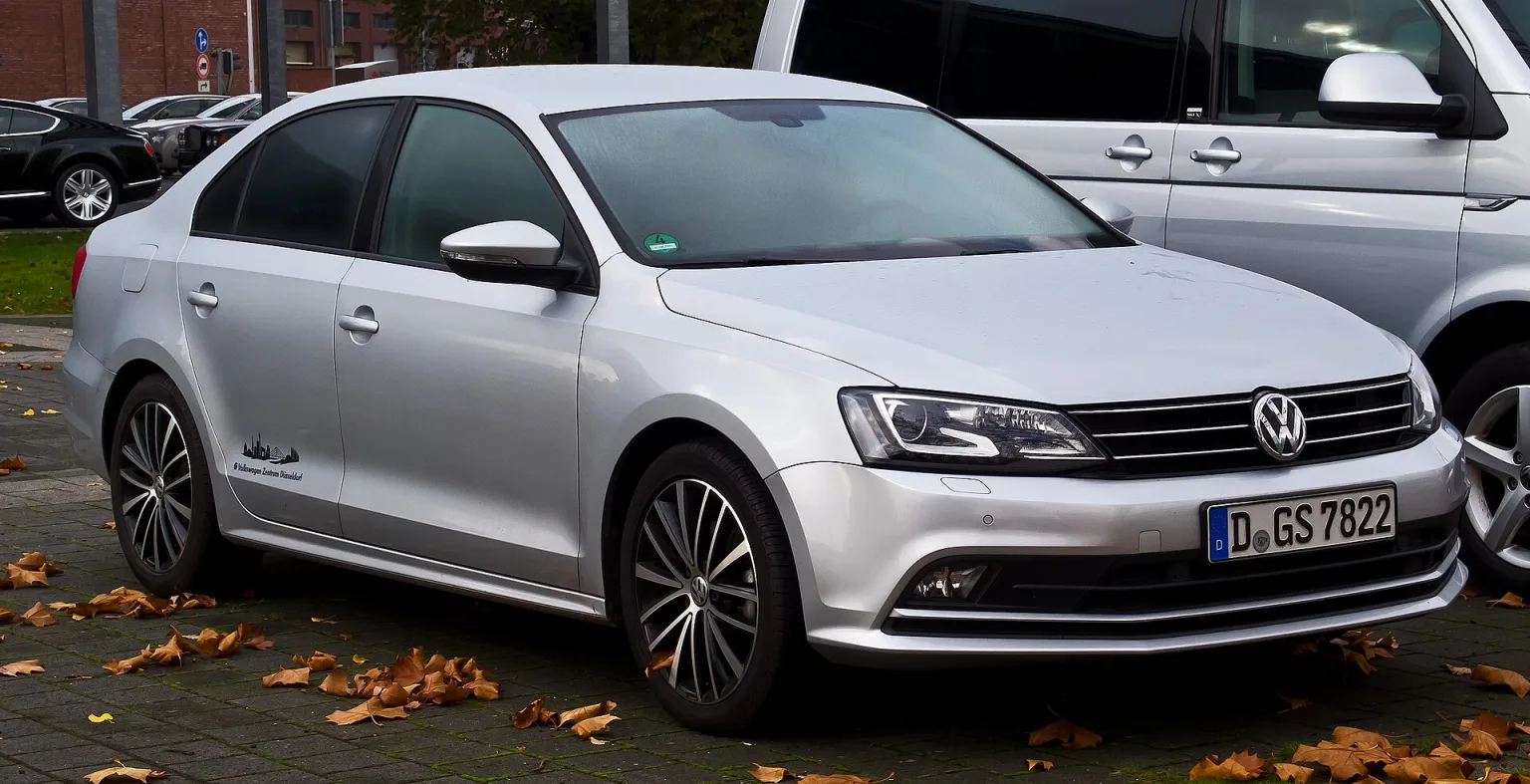 VW Jetta 2.0 TDI BlueMotion Technology (VI, Facelift), 2015