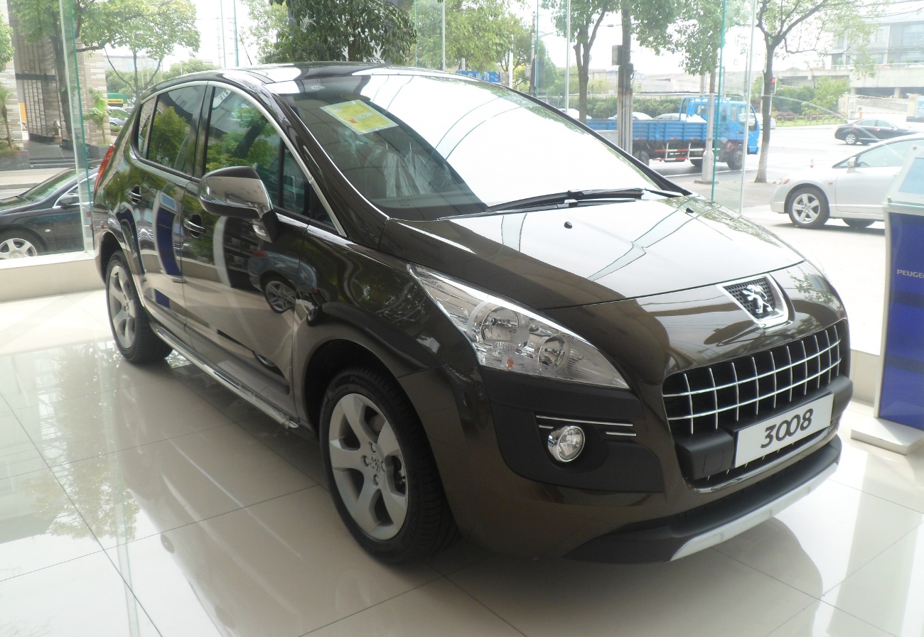 Peugeot 3008 in China, photographed in June 2012.