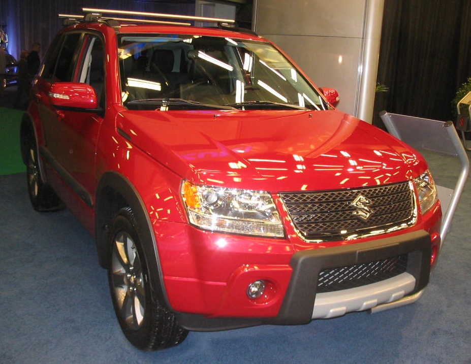 2012 Suzuki Grand Vitara at the 2012 MIAS, front view.