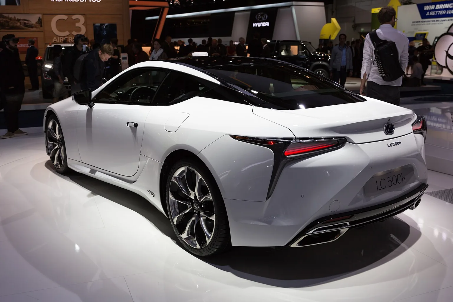 Lexus LC 500h coupe at the 2017 Frankfurt Motor Show