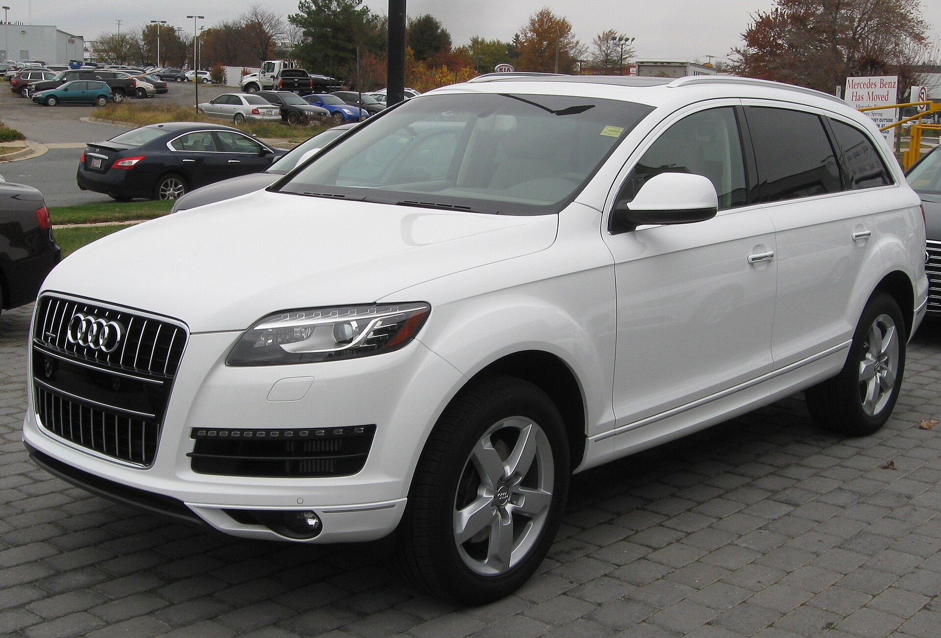 2012 Audi Q7 TDI, a diesel model sold in the US market.