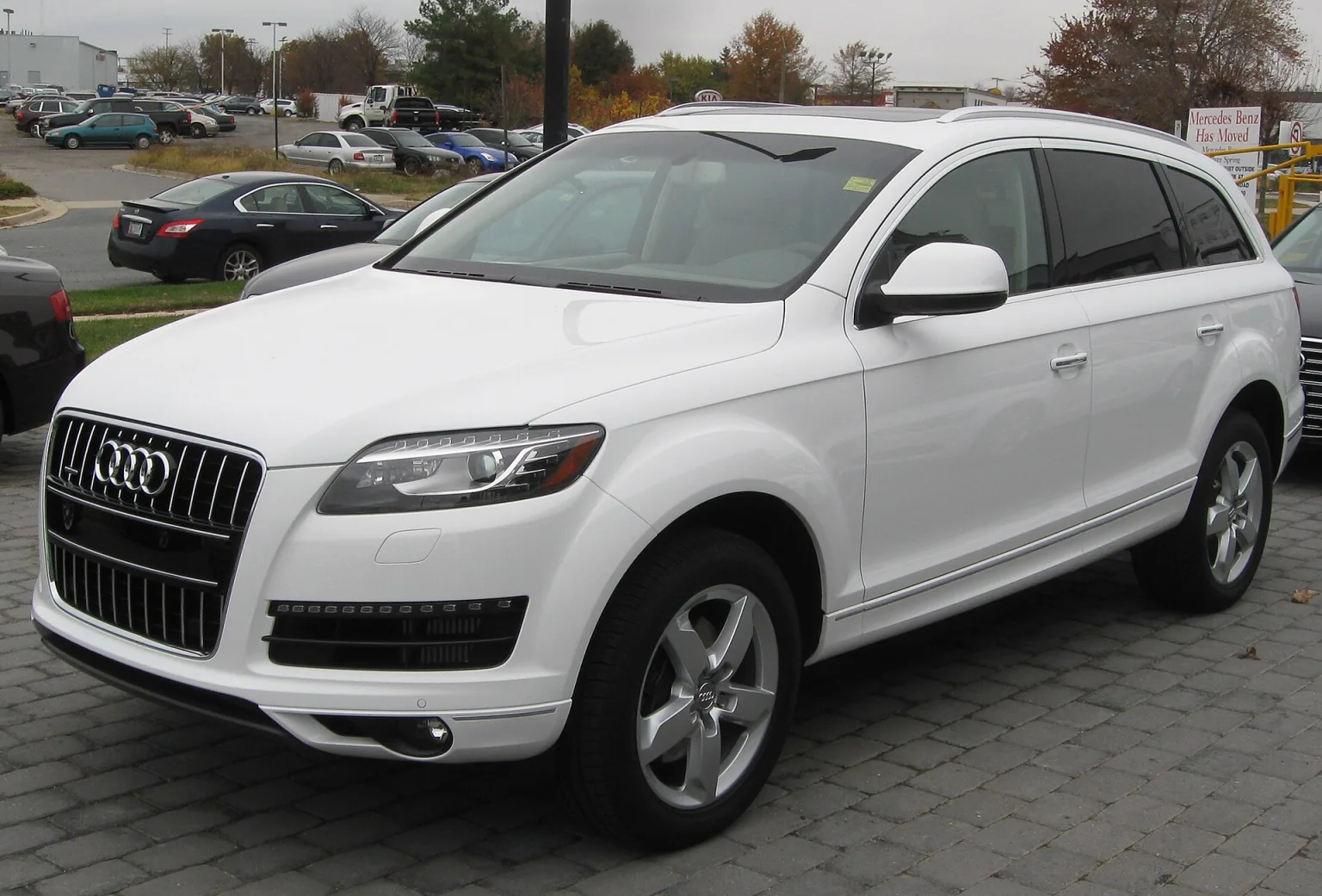 2012 Audi Q7 TDI, a diesel model sold in the US market.
