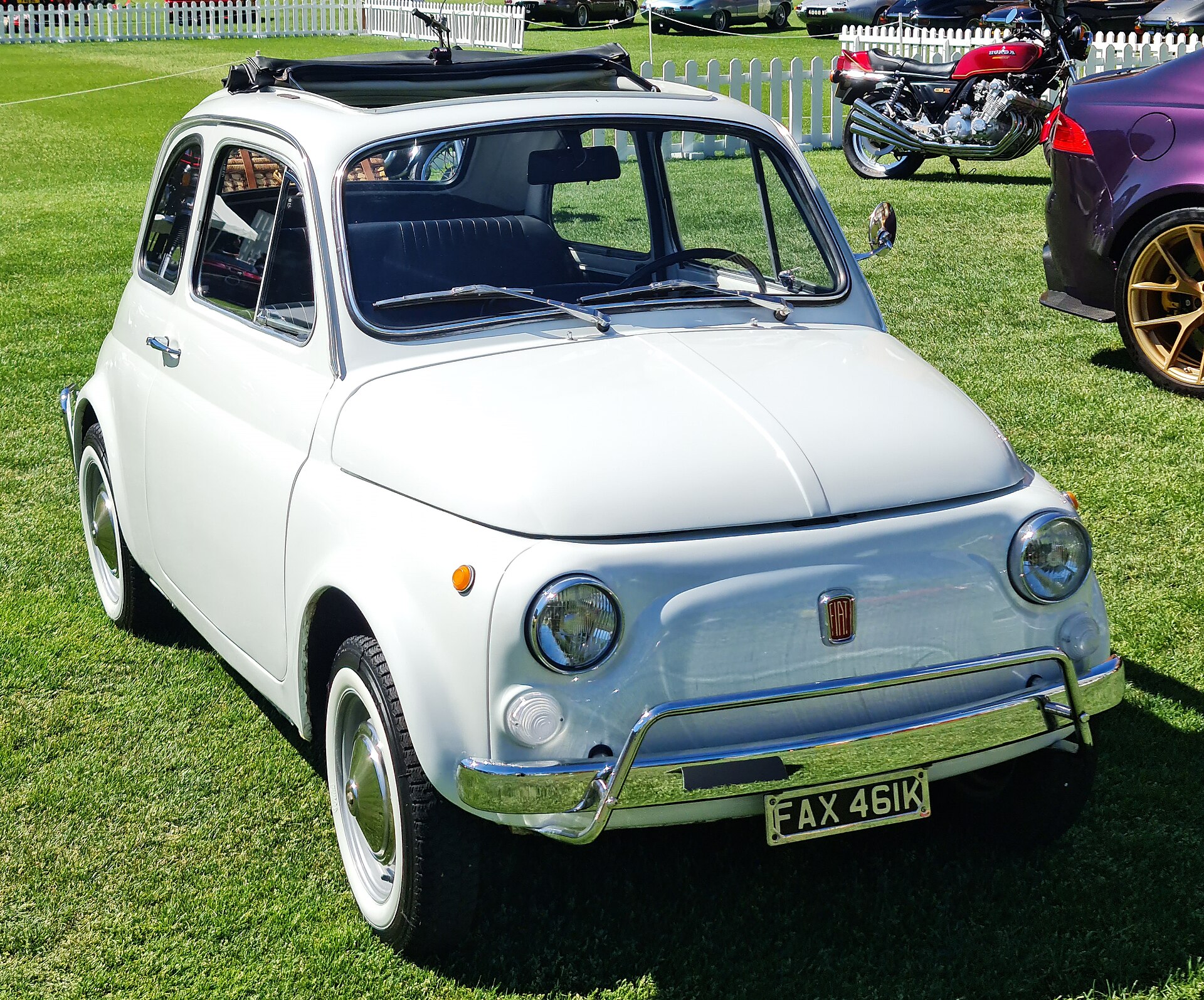 1972 Fiat 500 Lusso, similar to the 1971 model described in the article.