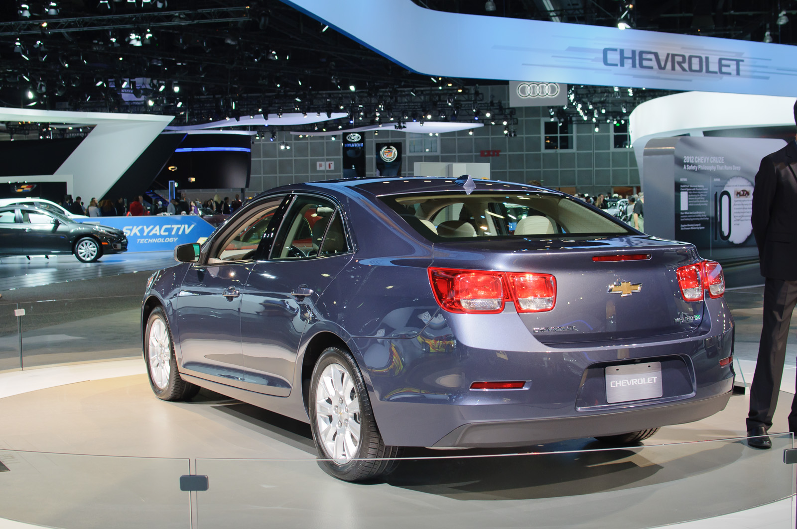 2013 Chevrolet Malibu (US preproduction) front view