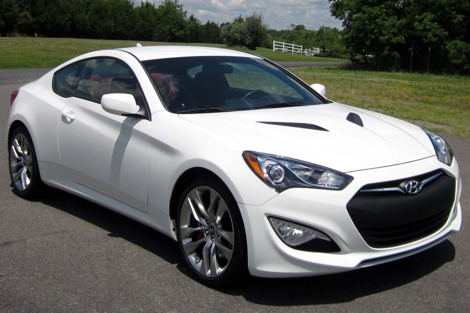 2013 Hyundai Genesis Coupe 3.8 R-Spec at a 2012 event