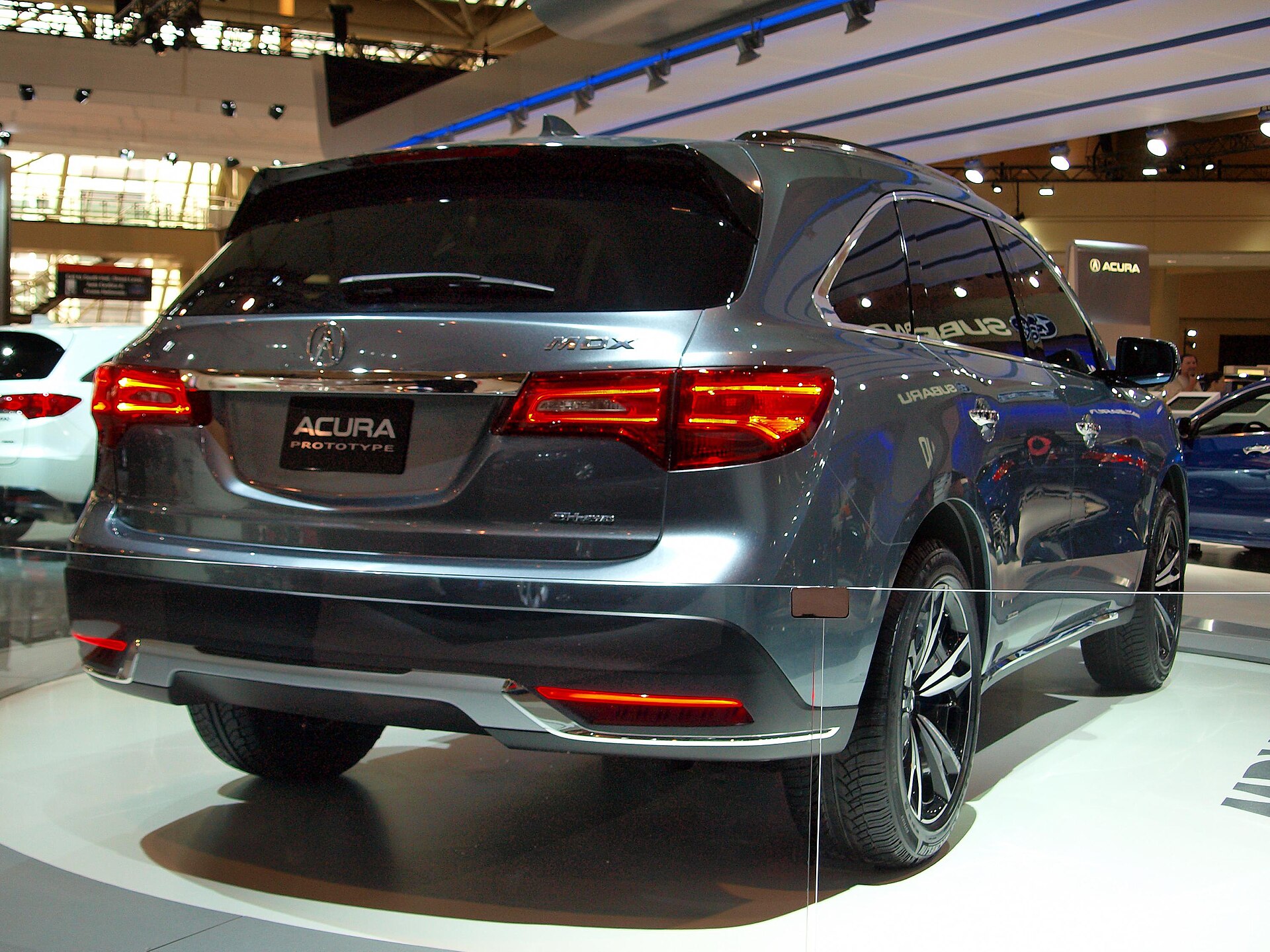 2014 Acura MDX at the 2013 Canadian International Auto Show