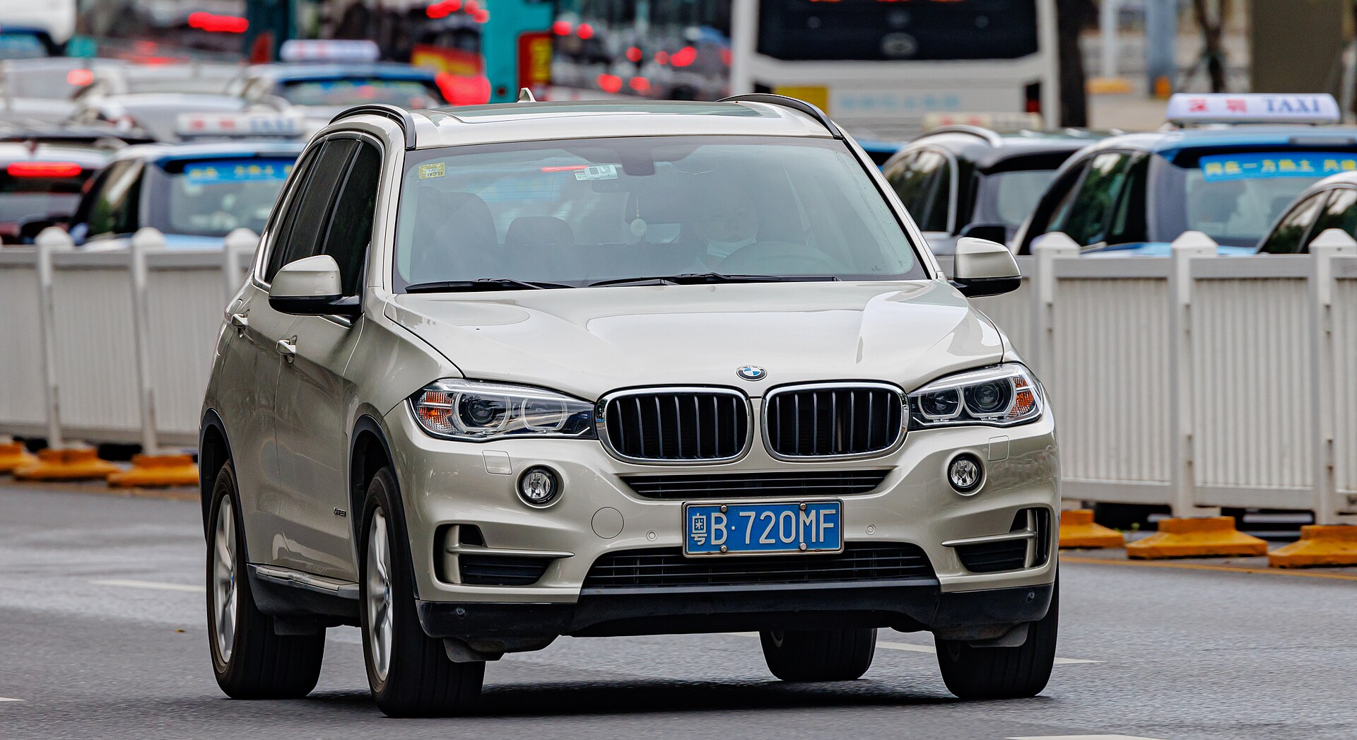 BMW X5 (F15) in China, third-generation X5