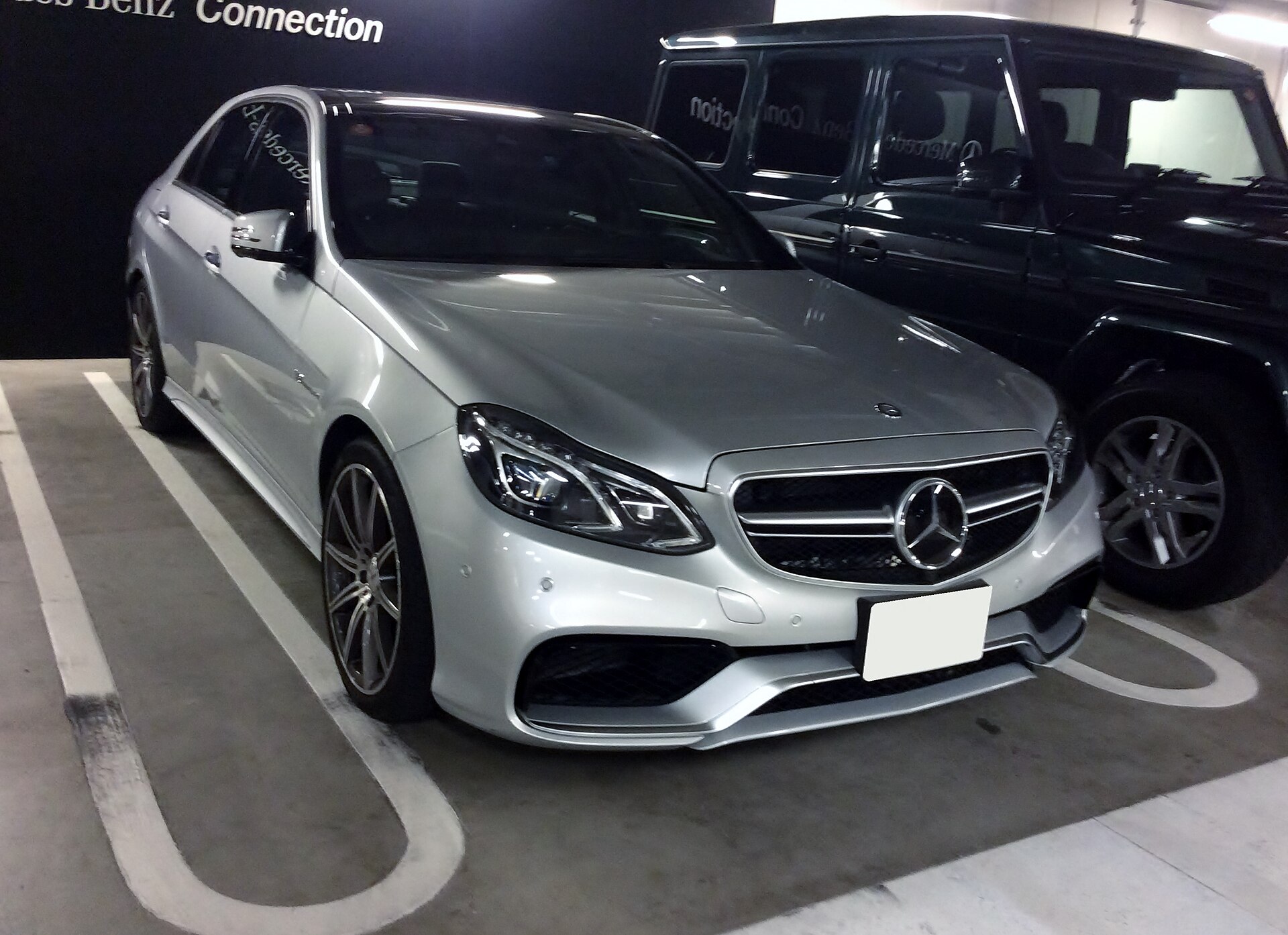 2013 Mercedes-Benz E63 AMG 4MATIC (W212) front view
