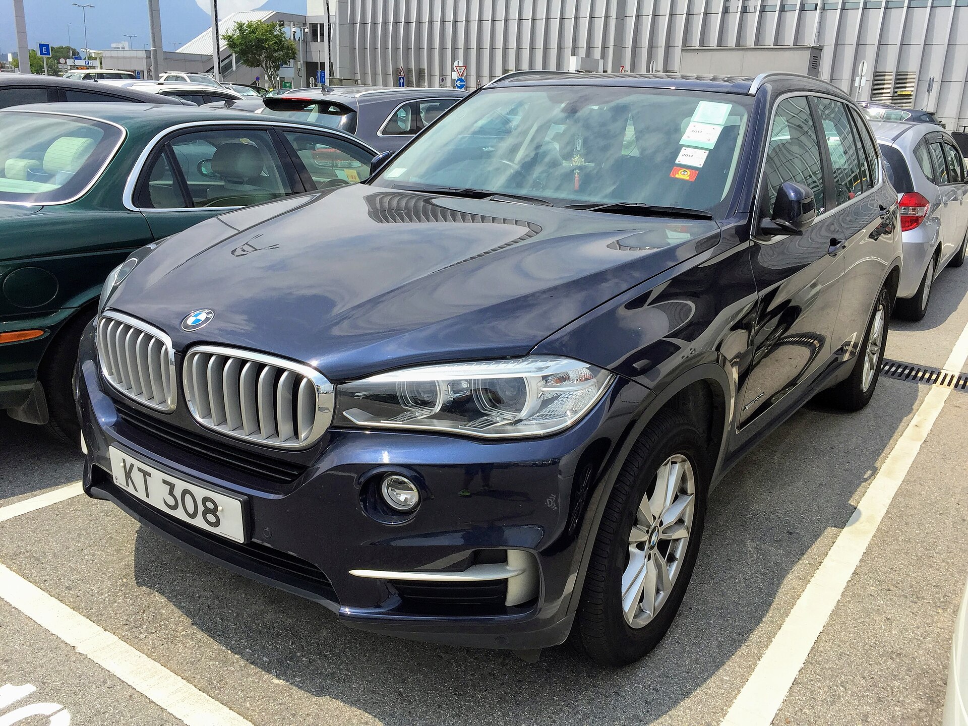 2015 BMW X5 F15 in blue