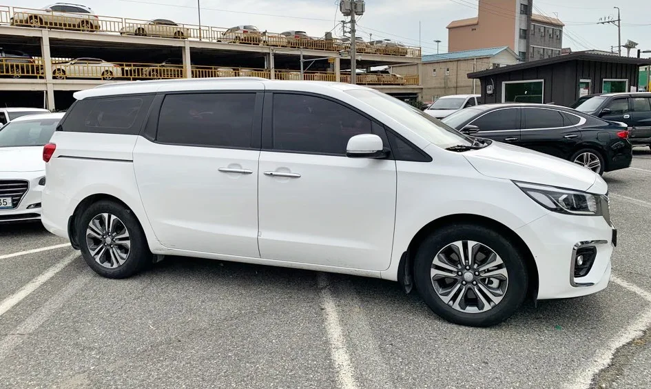 2015 Kia Carnival (YP)