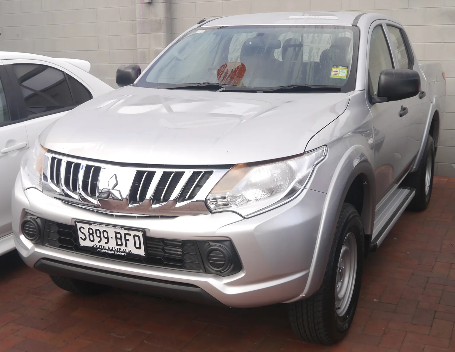 2015 Mitsubishi Triton GLX