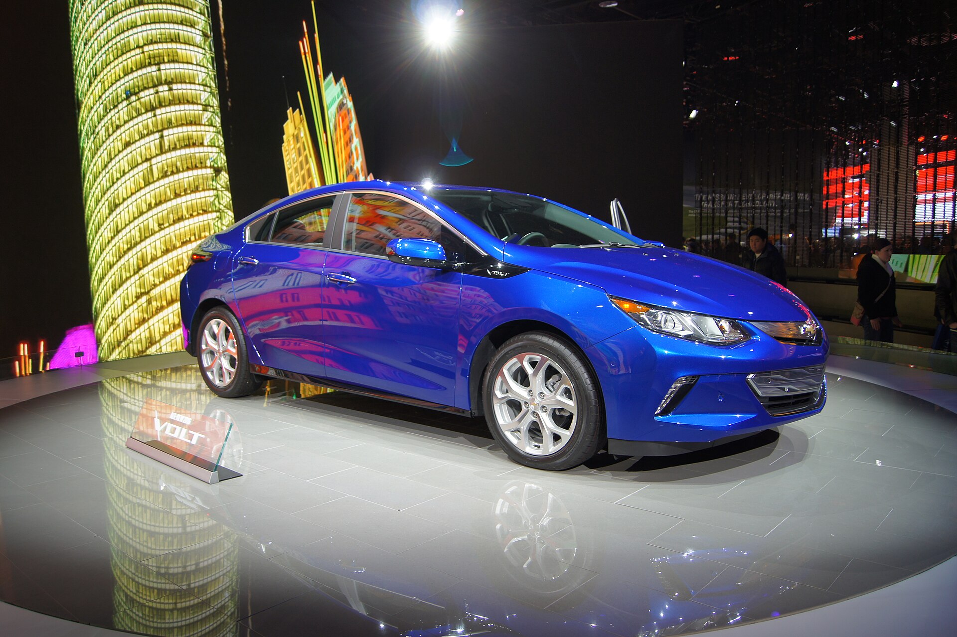 2016 Chevrolet Volt at NAIAS 2015