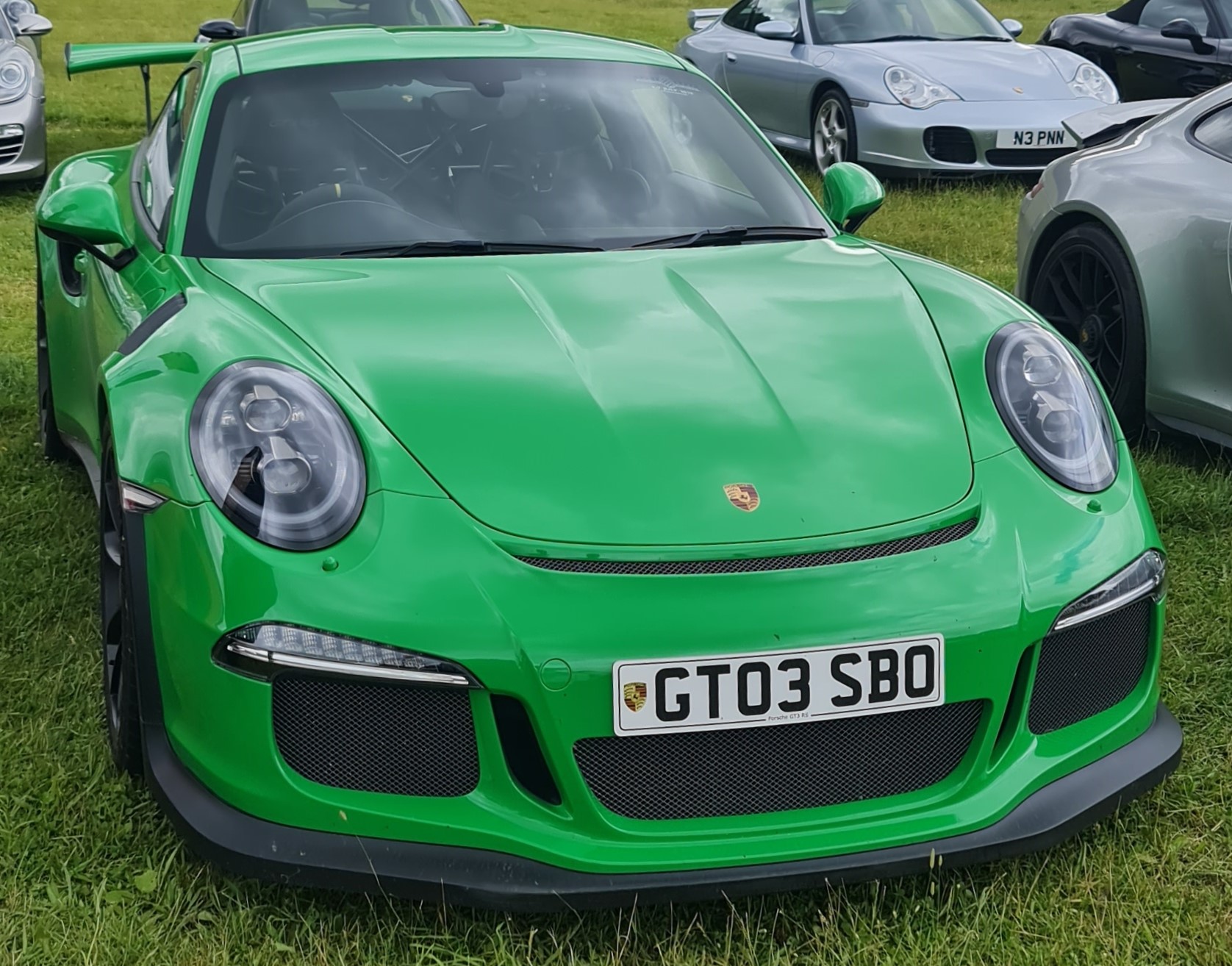 2016 Porsche 911 GT3 RS (991.1) in production bodywork