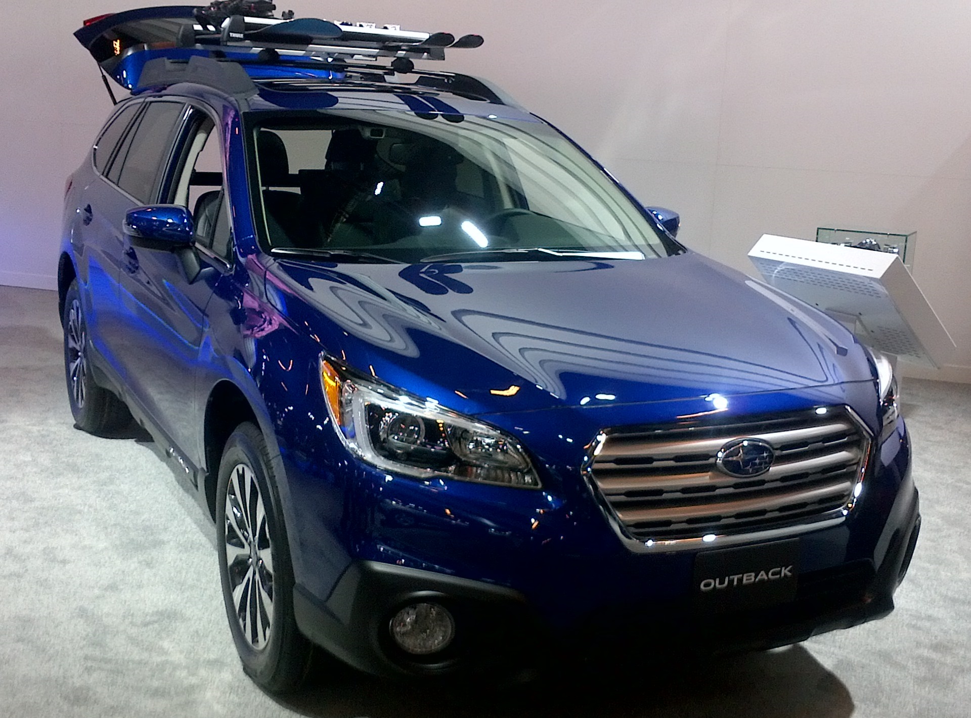 2016 Subaru Outback at the 2016 MIAS