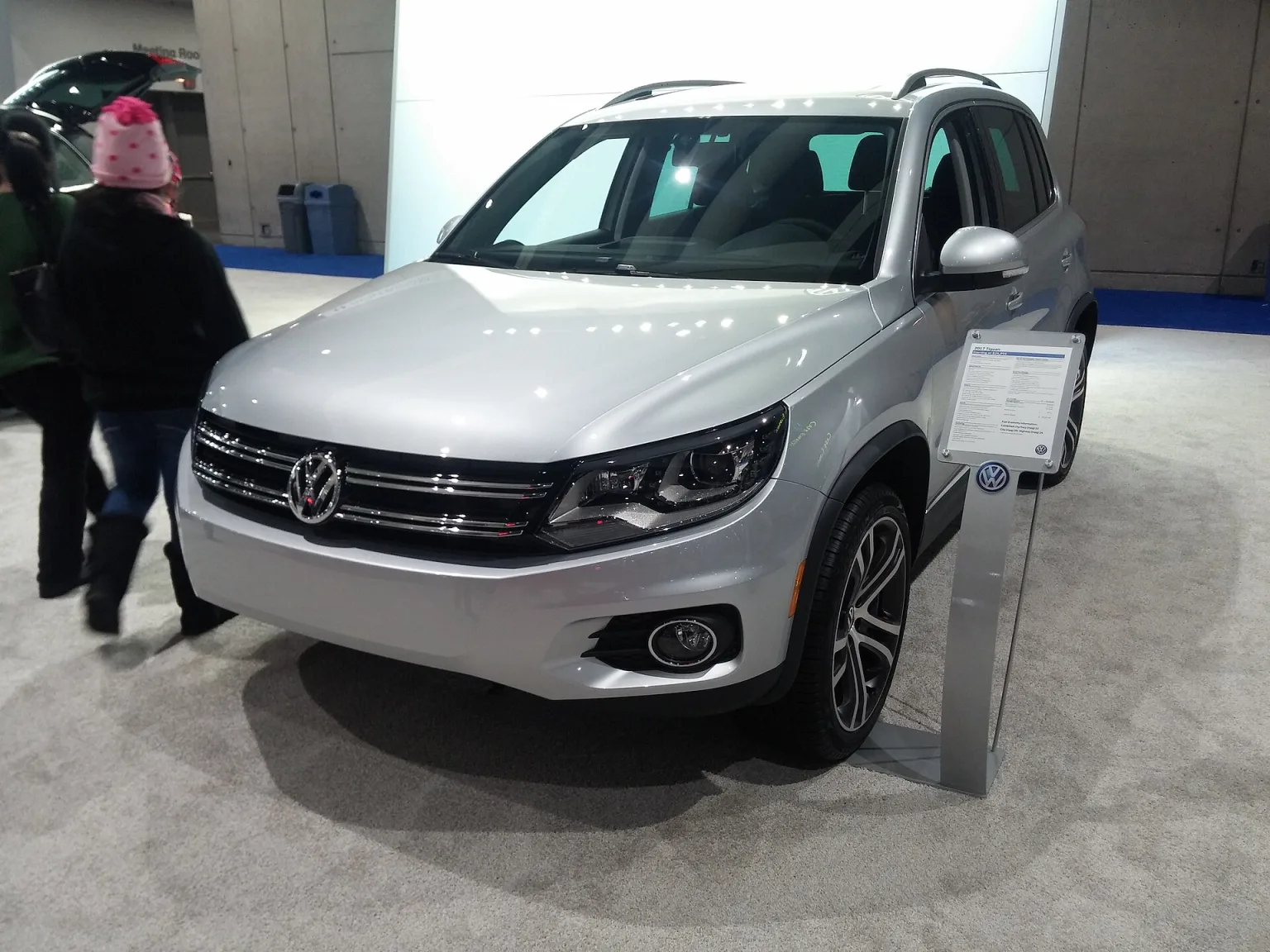 2017 Volkswagen Tiguan TSI, second generation