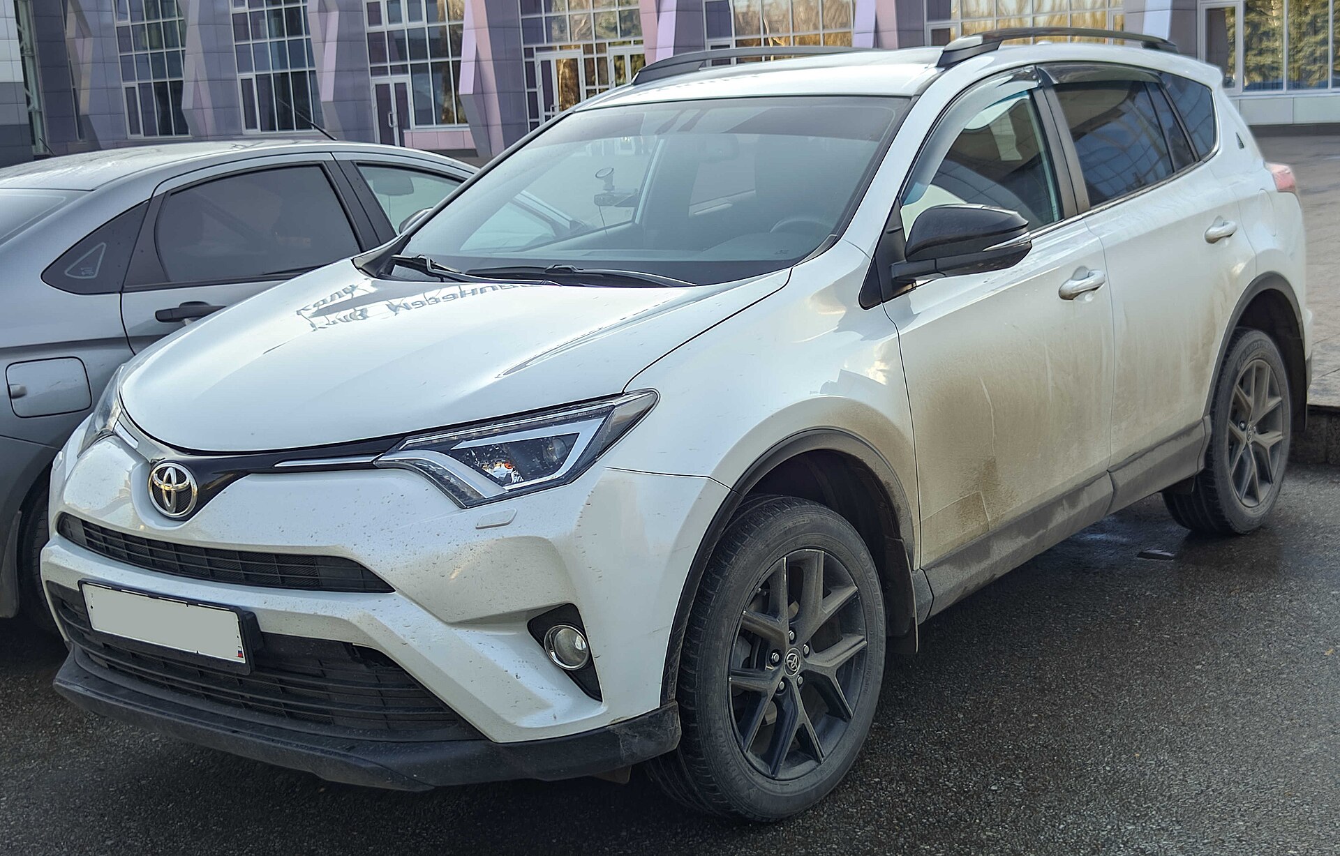 2018 Toyota RAV4 25th Anniversary edition, front view