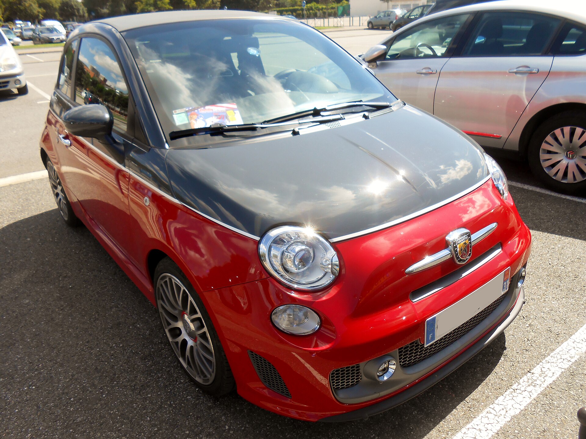 Abarth 595 Turismo front view