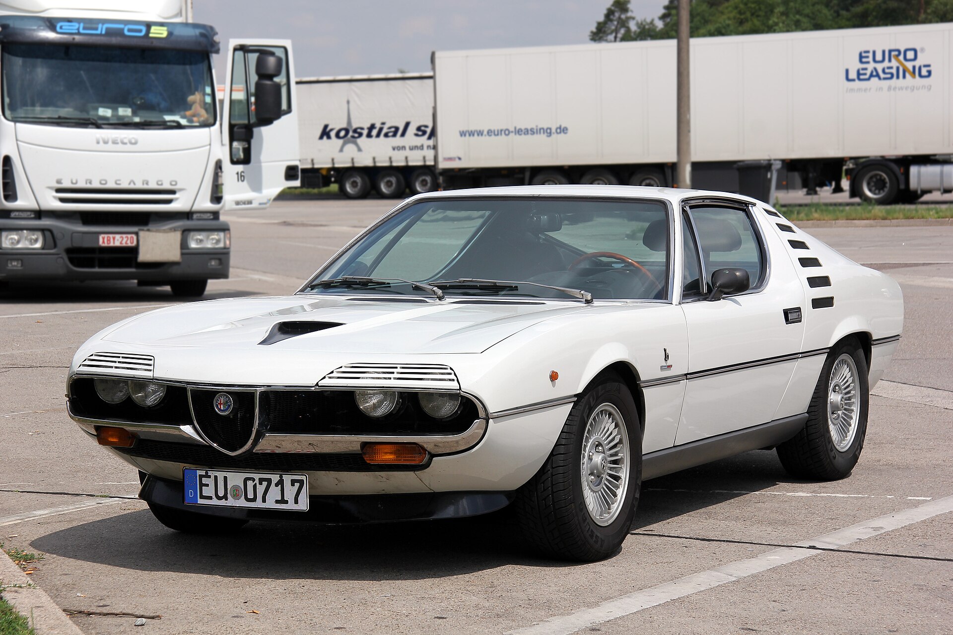 Alfa Romeo Montreal at a car event, front three-quarter view