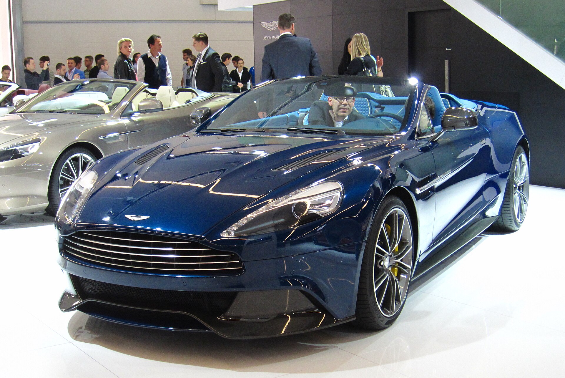 Aston Martin Vanquish Volante at the 2013 Frankfurt Motor Show