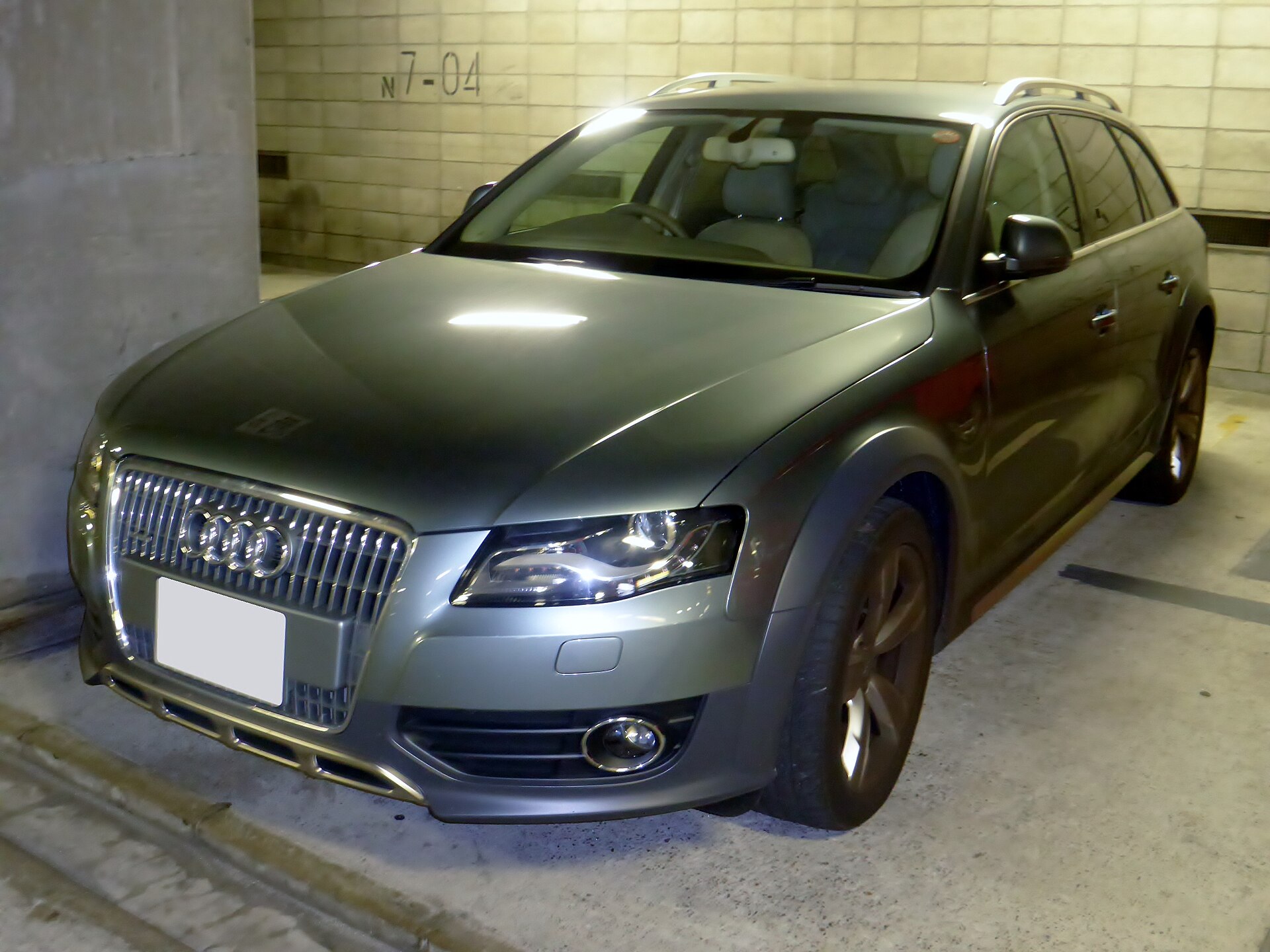 Audi A4 allroad quattro (B8) front view